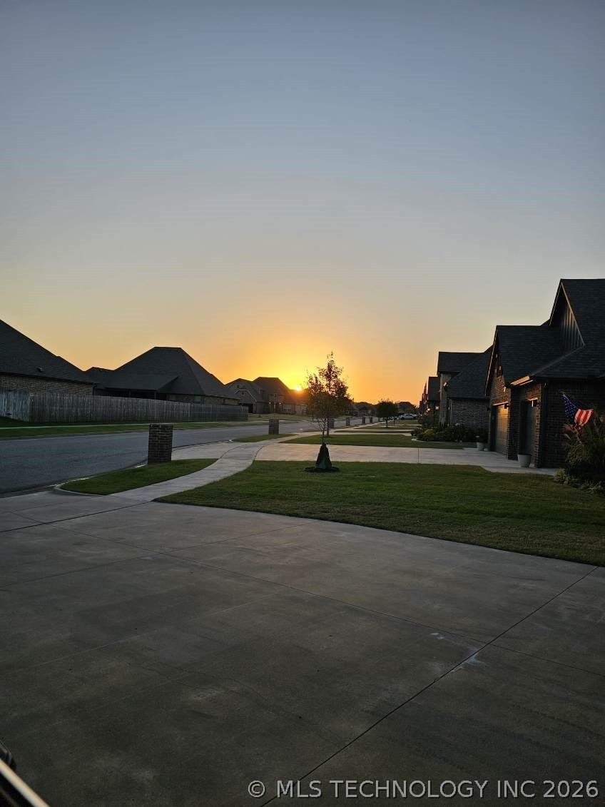 7701 E 82nd Street Owasso OK 74055