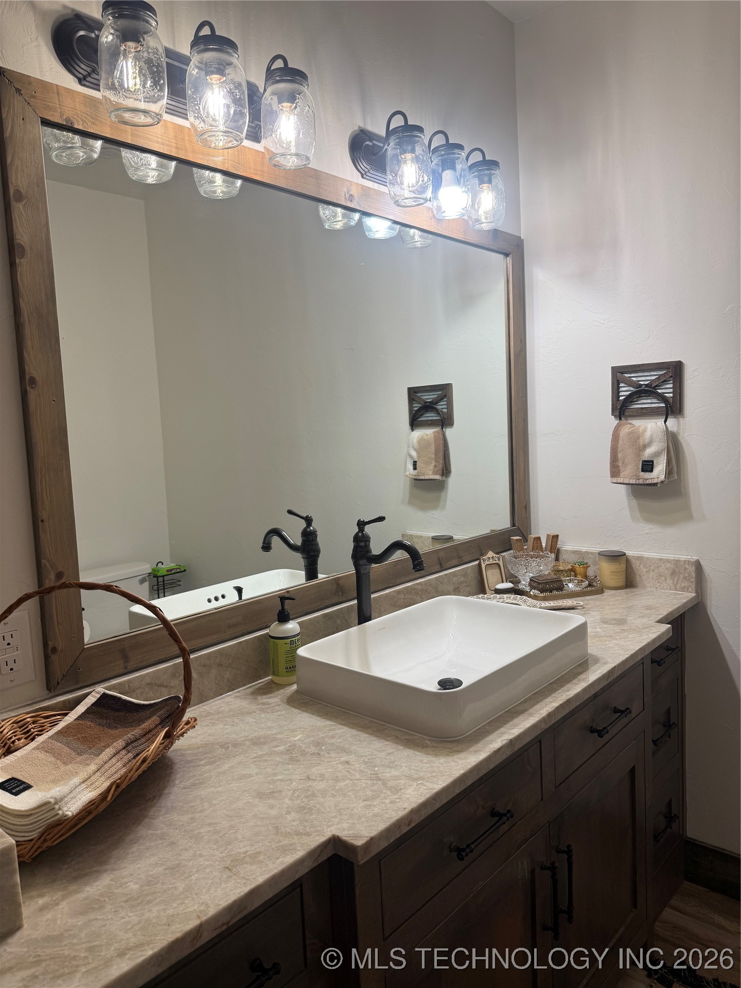 556 Persimmon NW Wilson OK 73463