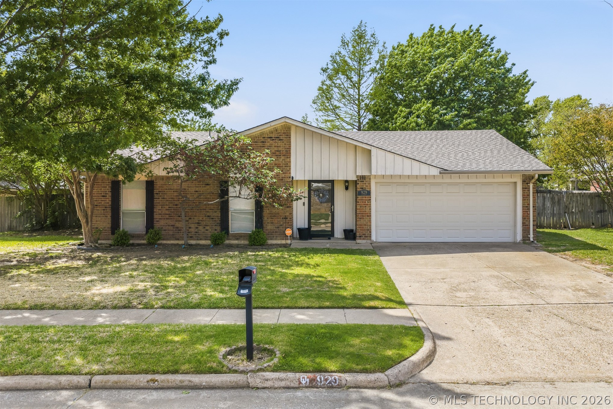 929 Cheyenne Street Ardmore OK 73401