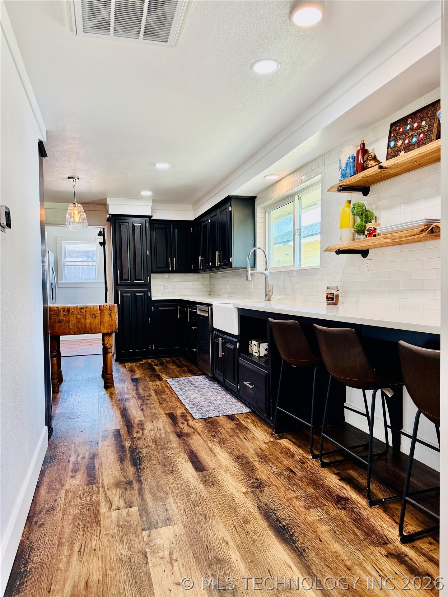 410 S 4th Hartshorne OK 74547