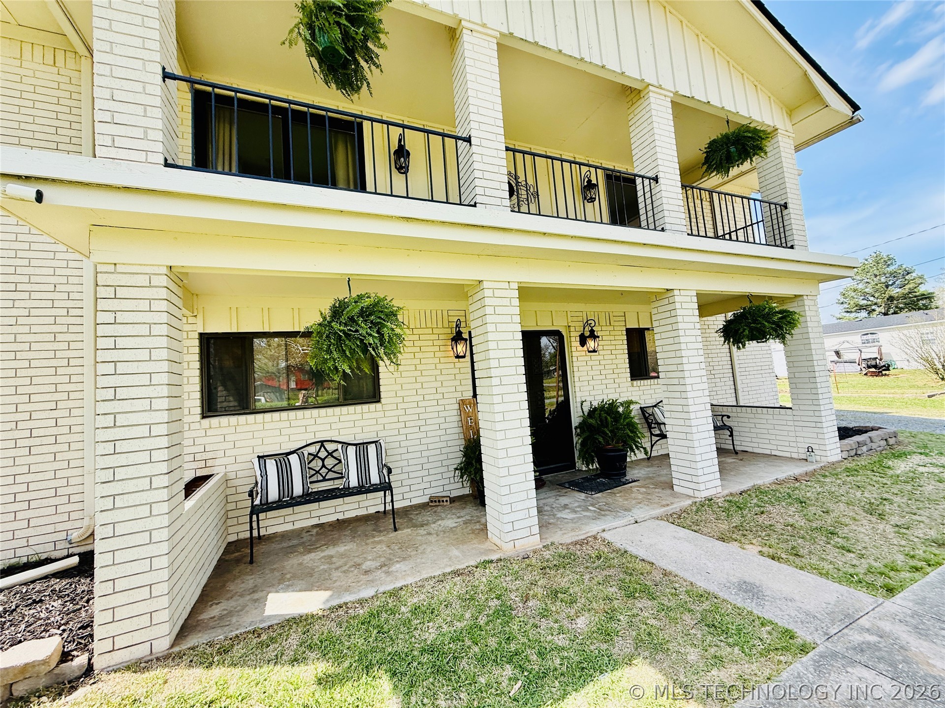 410 S 4th Hartshorne OK 74547