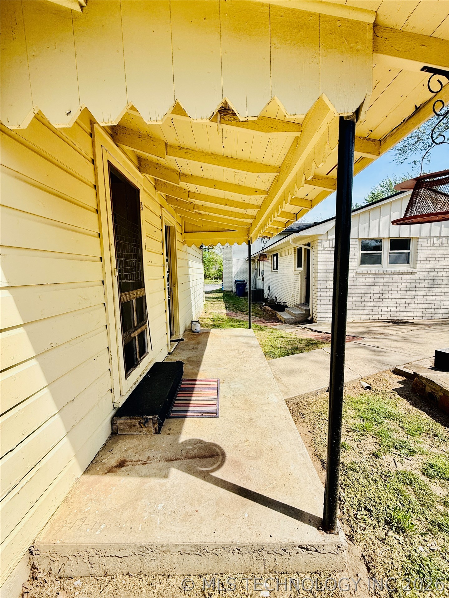 410 S 4th Hartshorne OK 74547