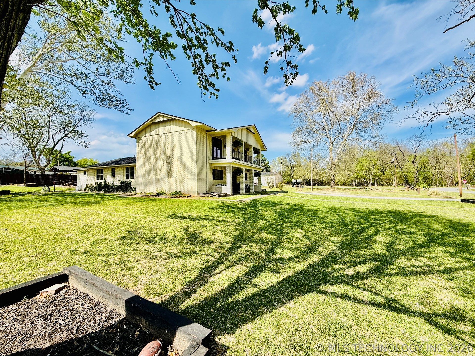 410 S 4th Hartshorne OK 74547