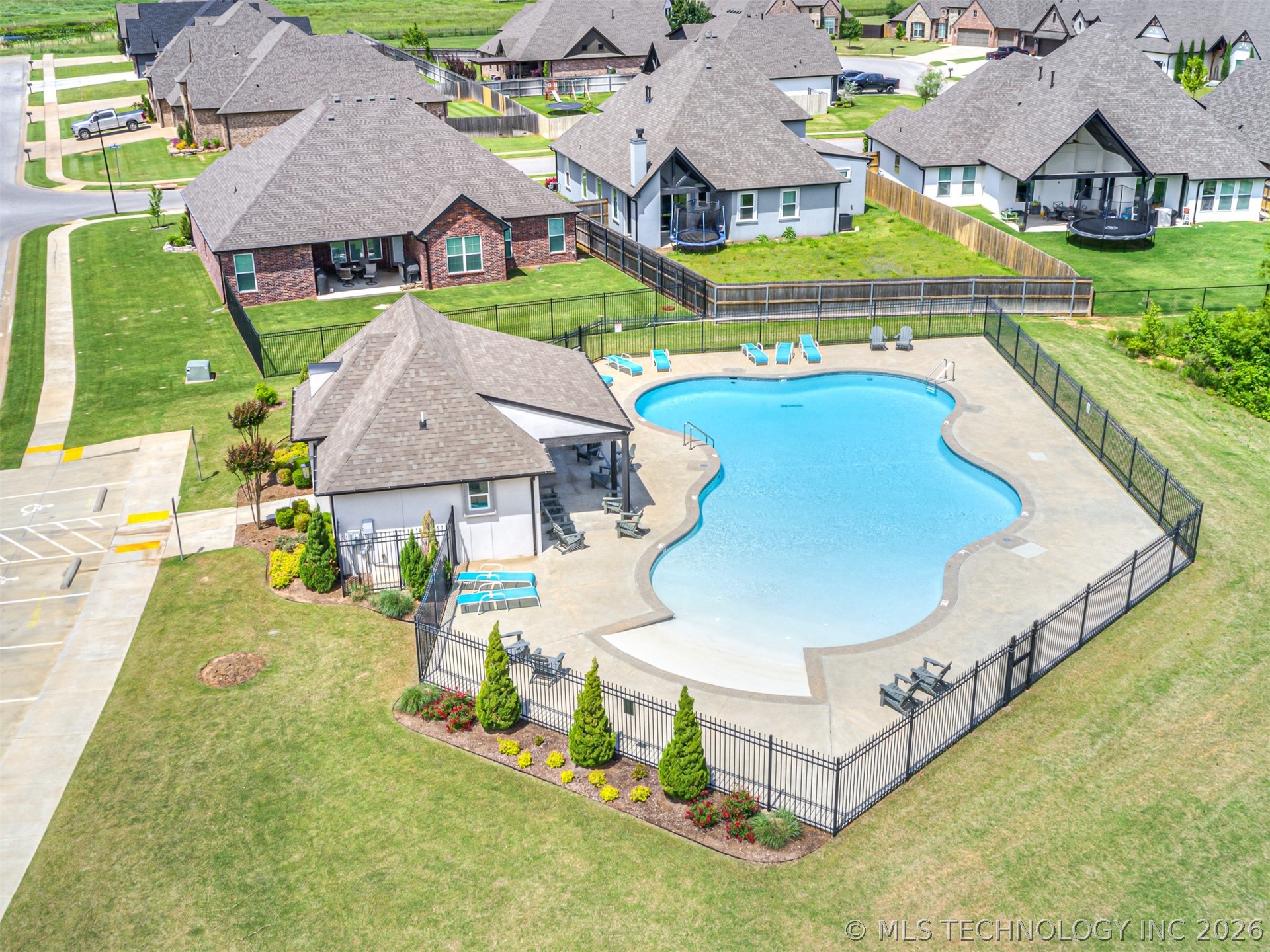 2902 W Albuquerque Place Broken Arrow OK 74011