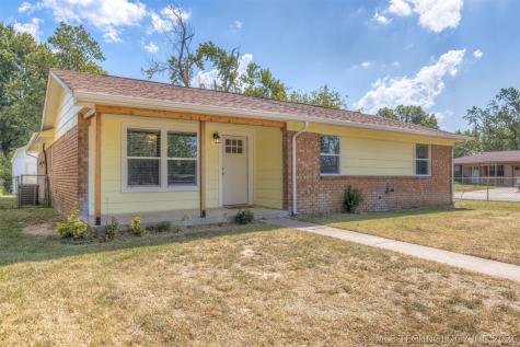 2439 S 123rd East Avenue Avenue E Tulsa OK 74129