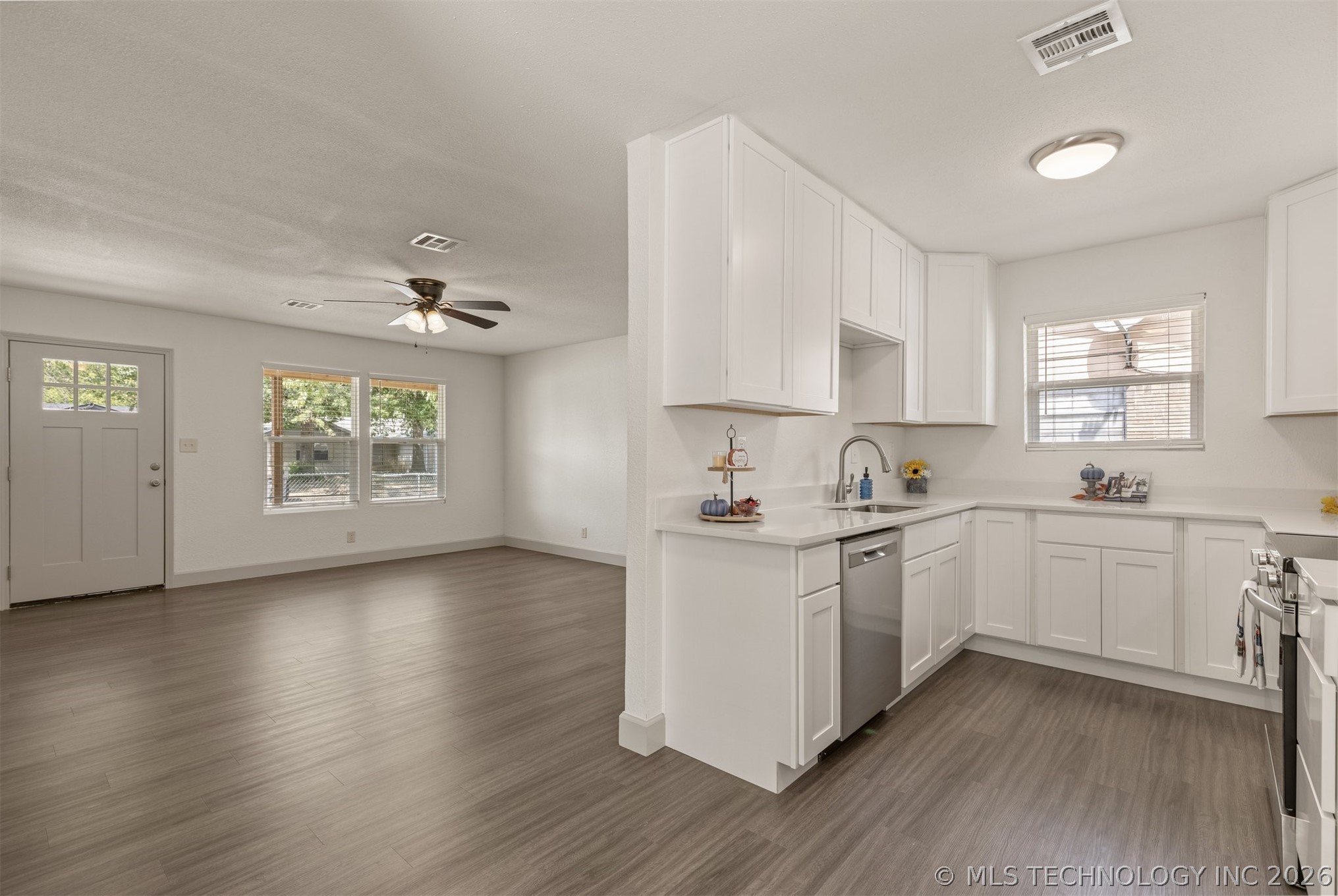 2439 S 123rd East Avenue Avenue E Tulsa OK 74129