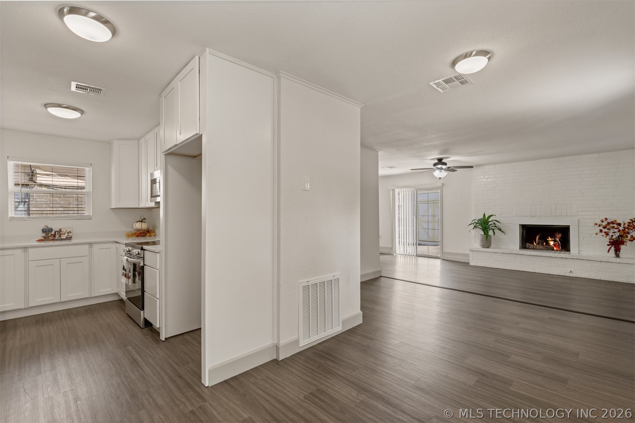 2439 S 123rd East Avenue Avenue E Tulsa OK 74129