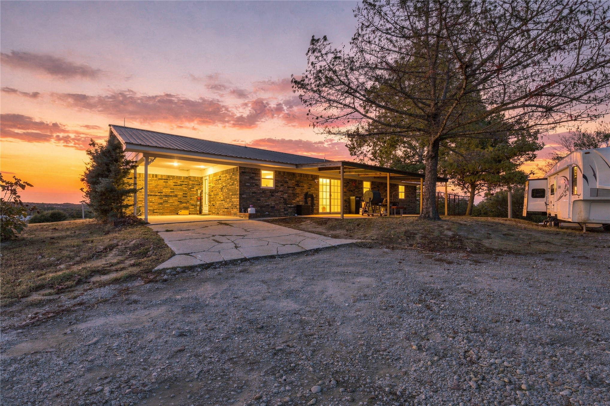 30244 S Highway 71 Quinton OK 74561