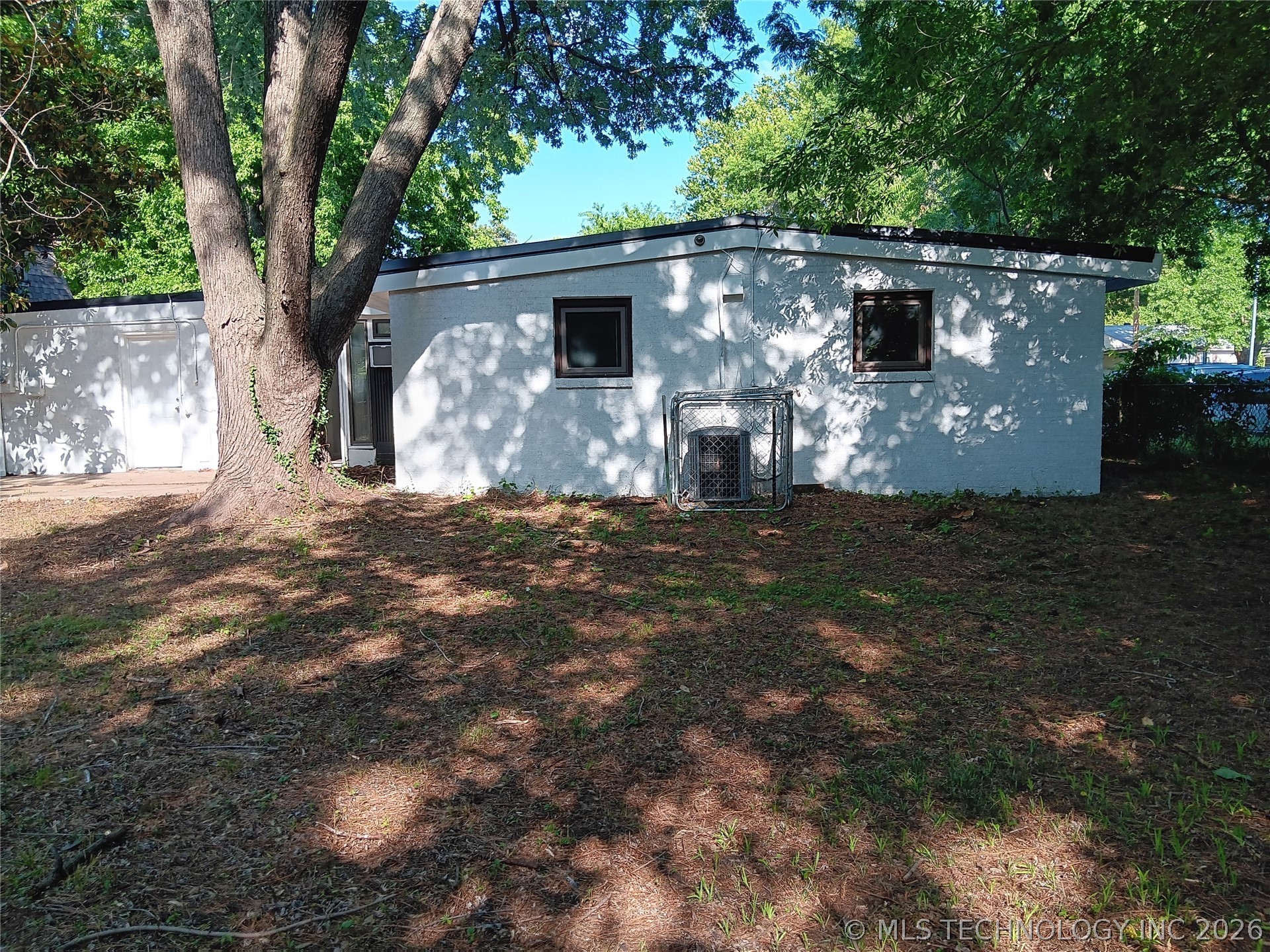 1044 N 77th Eastavenue Tulsa OK 74115