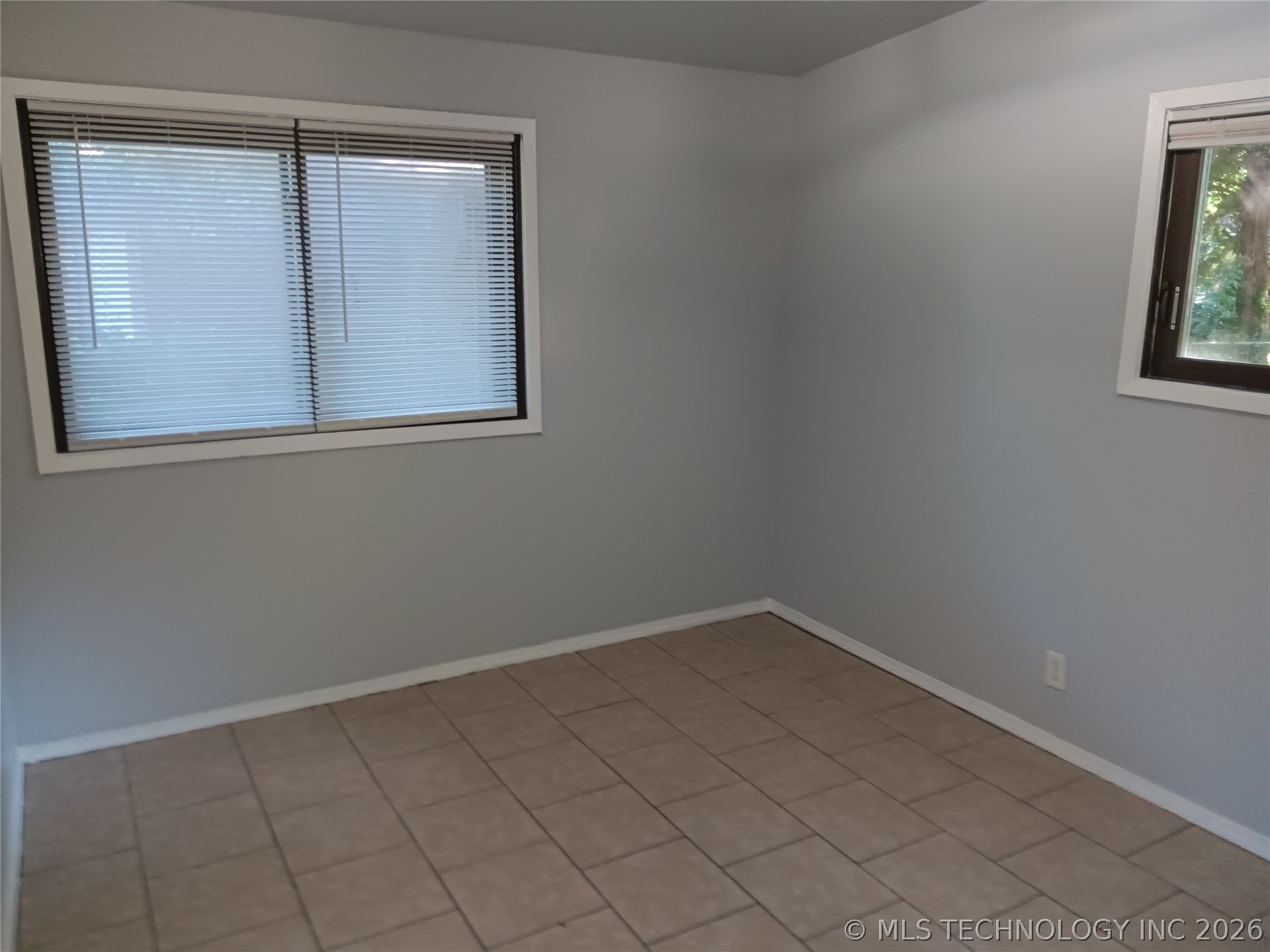 1044 N 77th Eastavenue Tulsa OK 74115