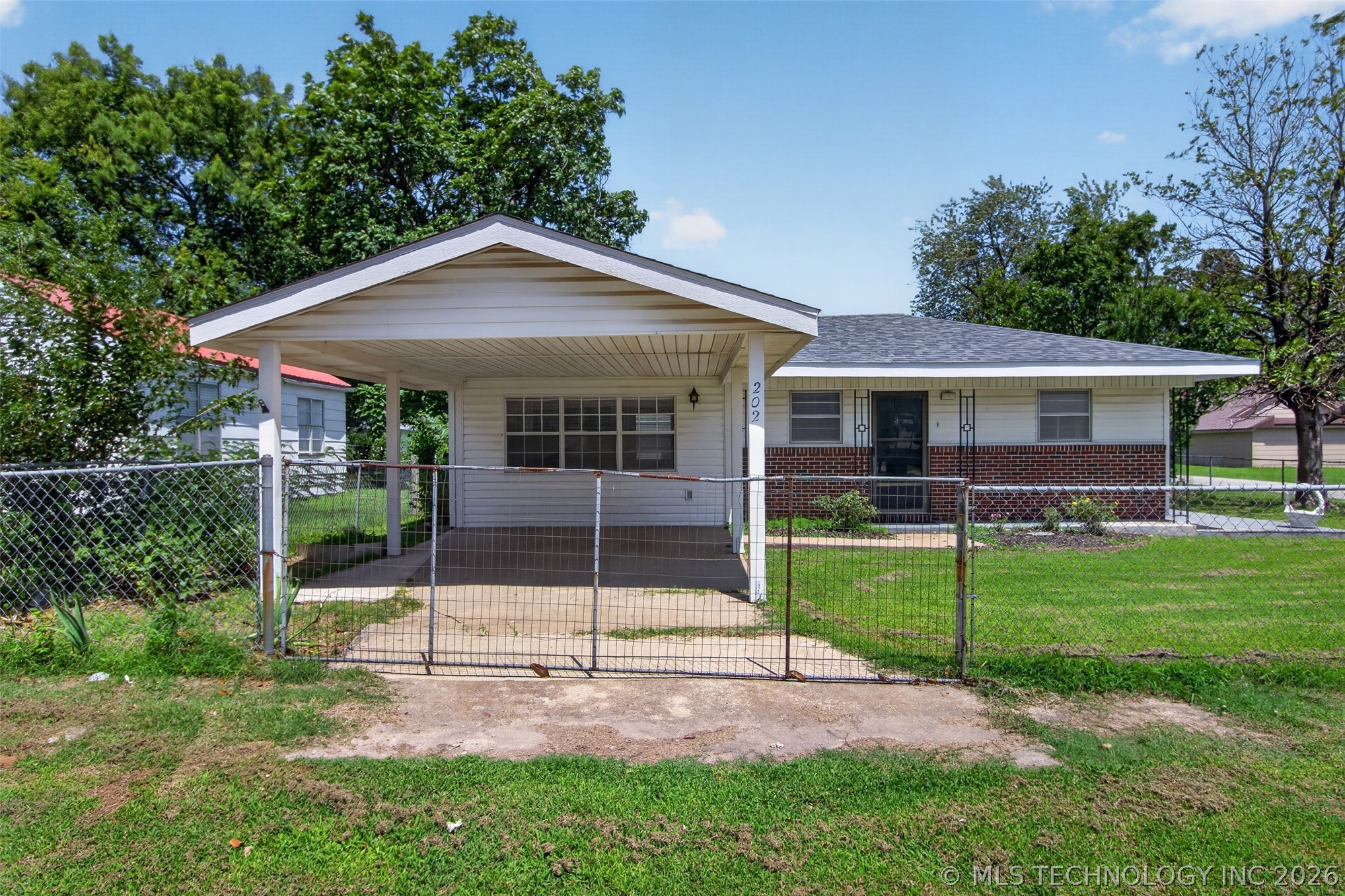 202 N Talihina Street Salina OK 74365