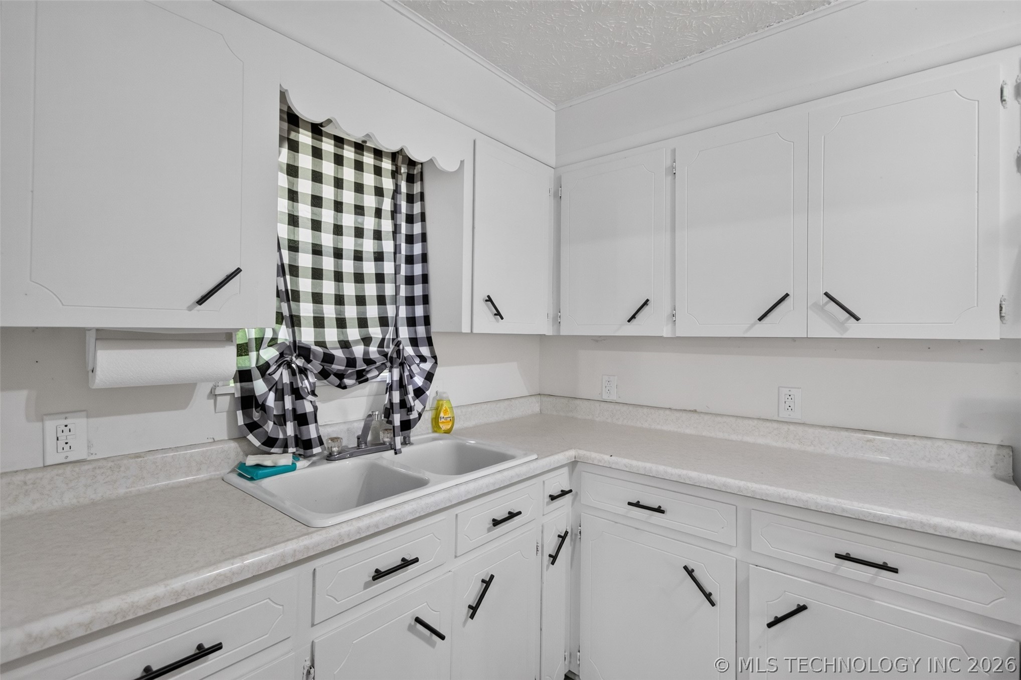 202 N Talihina Street Salina OK 74365