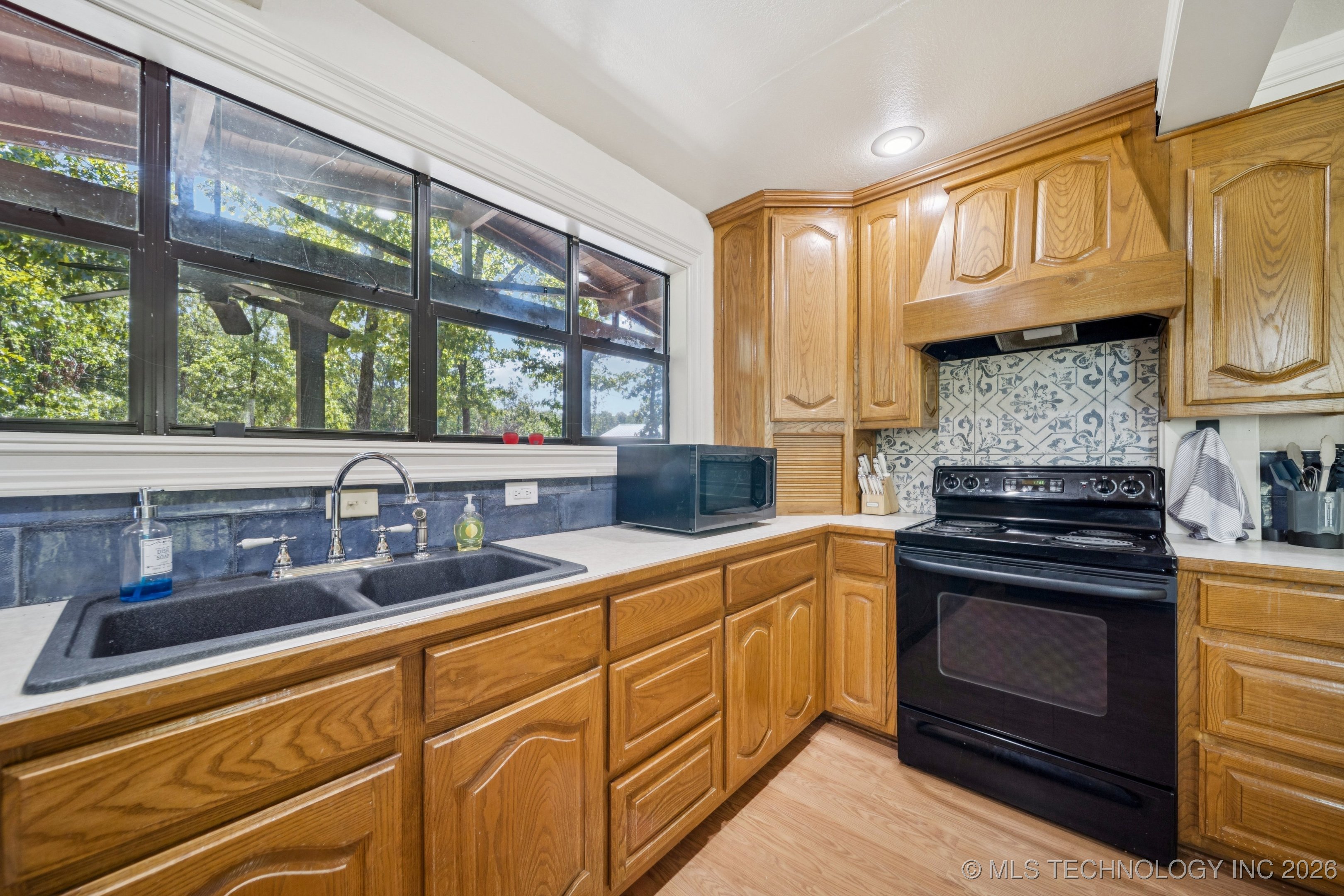 18205 W 904 Road Park Hill OK 74451
