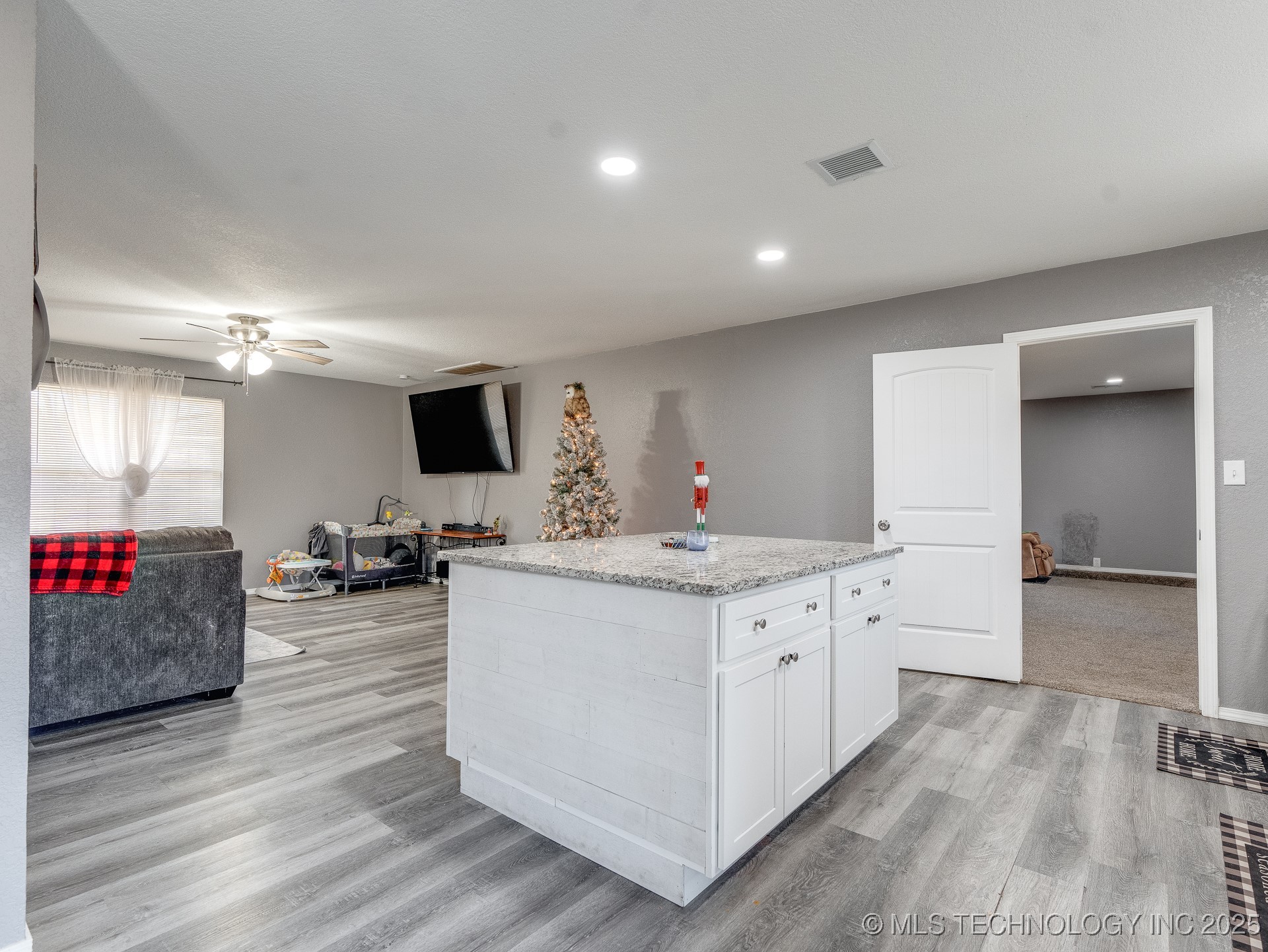 24073 N County Road 3292 Road Wynnewood OK 73098