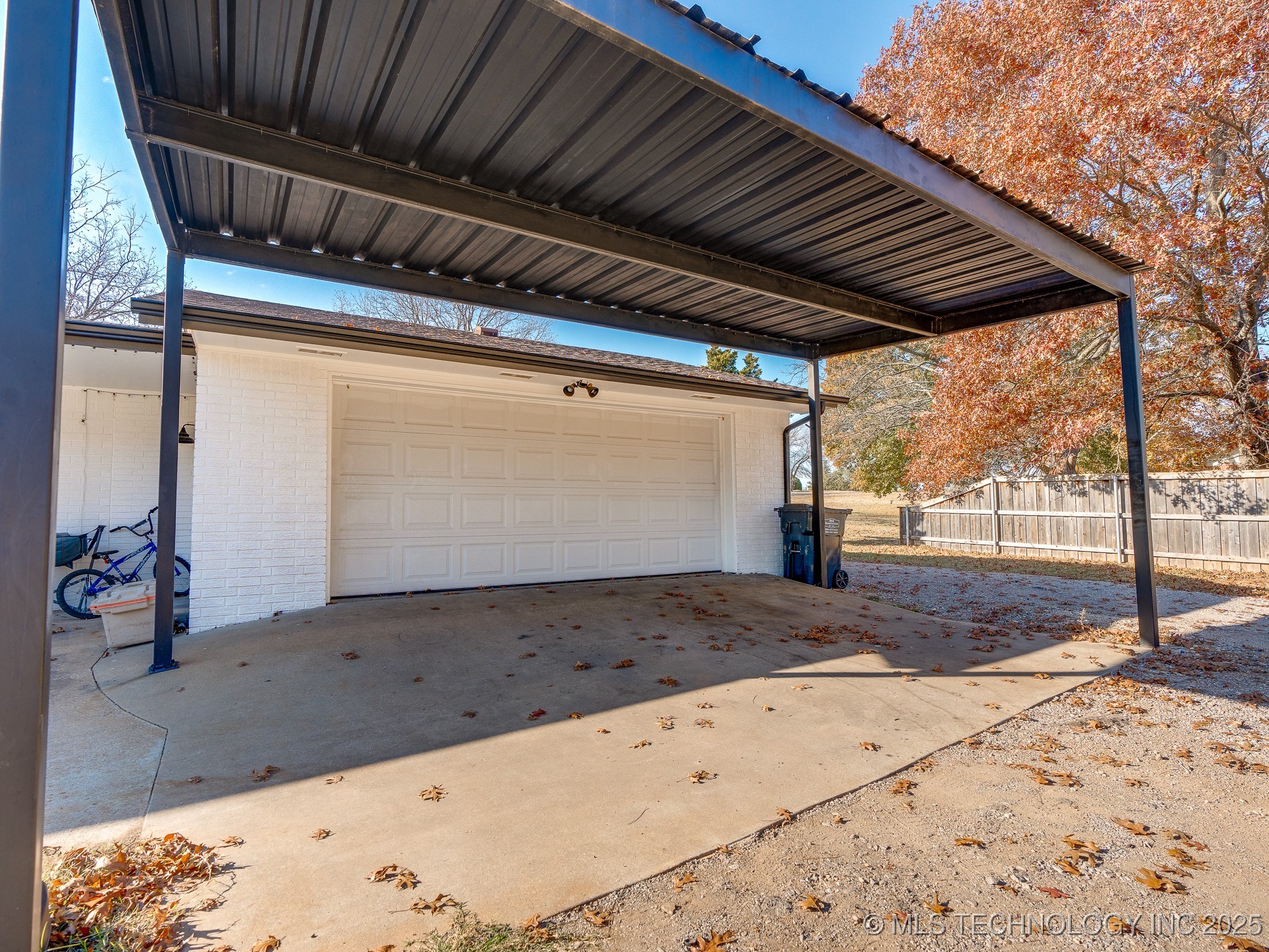 24073 N County Road 3292 Road Wynnewood OK 73098