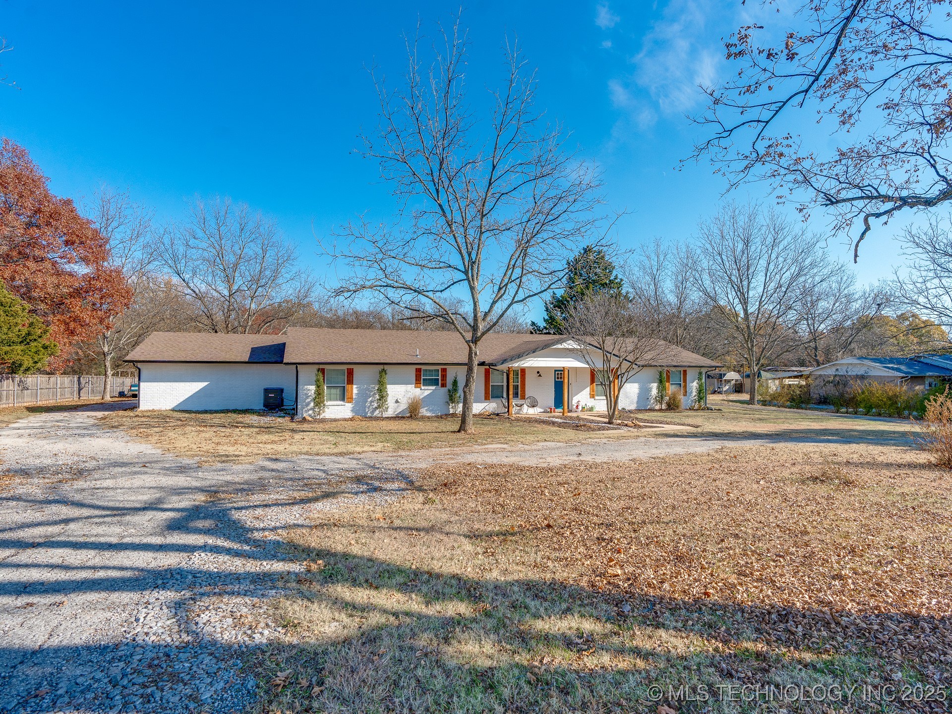 24073 N County Road 3292 Road Wynnewood OK 73098