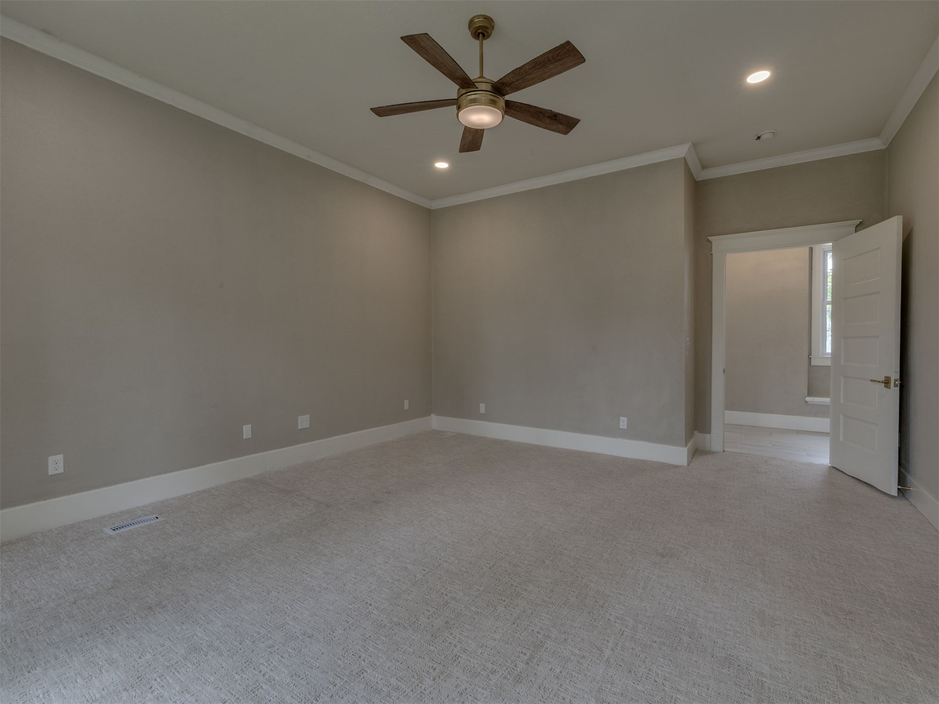 908 3rd Street Wagoner OK 74477