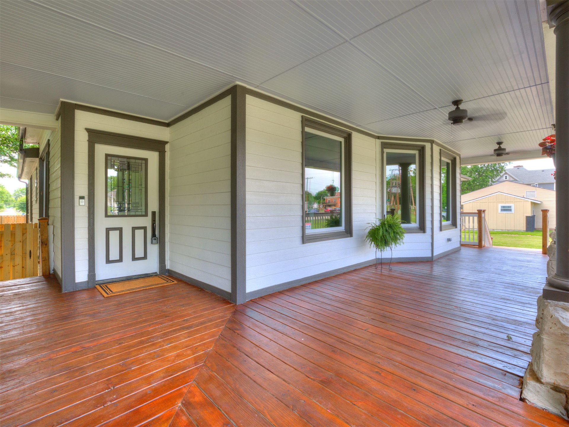 908 3rd Street Wagoner OK 74477