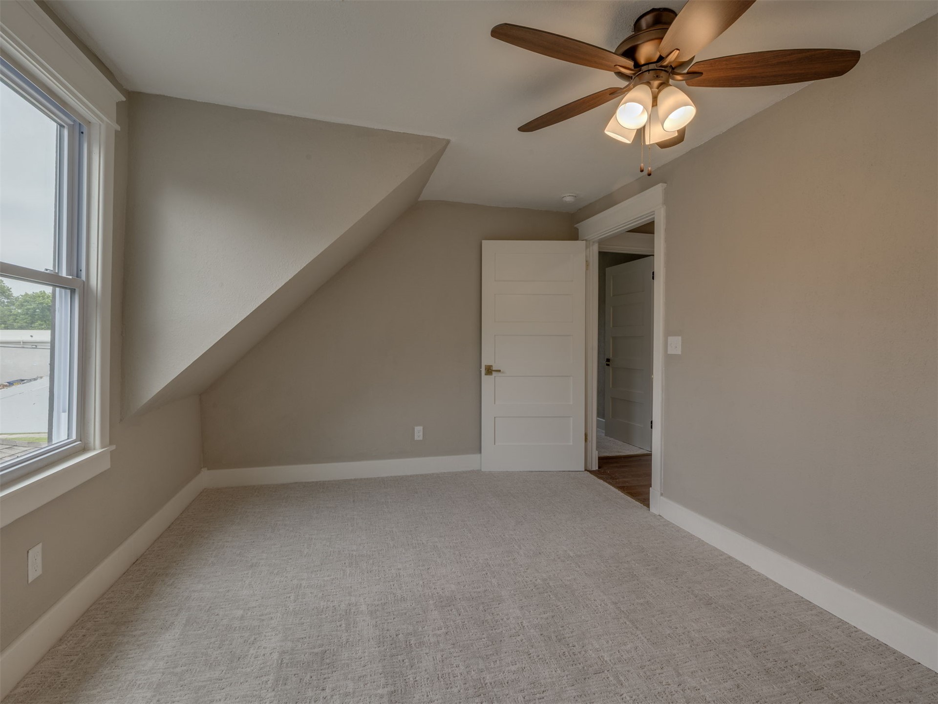 908 SE 3rd Street Wagoner OK 74477