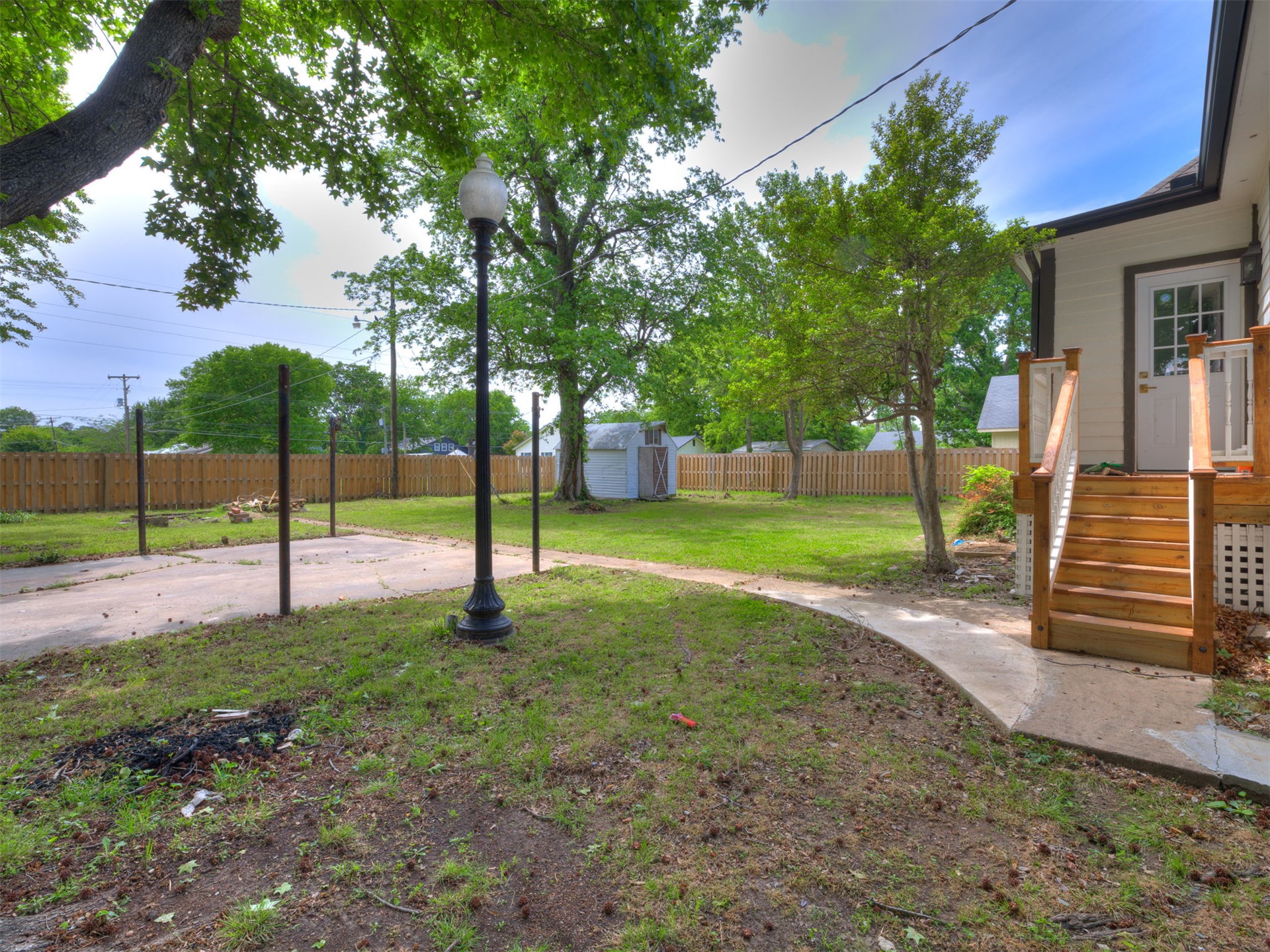 908 3rd Street Wagoner OK 74477