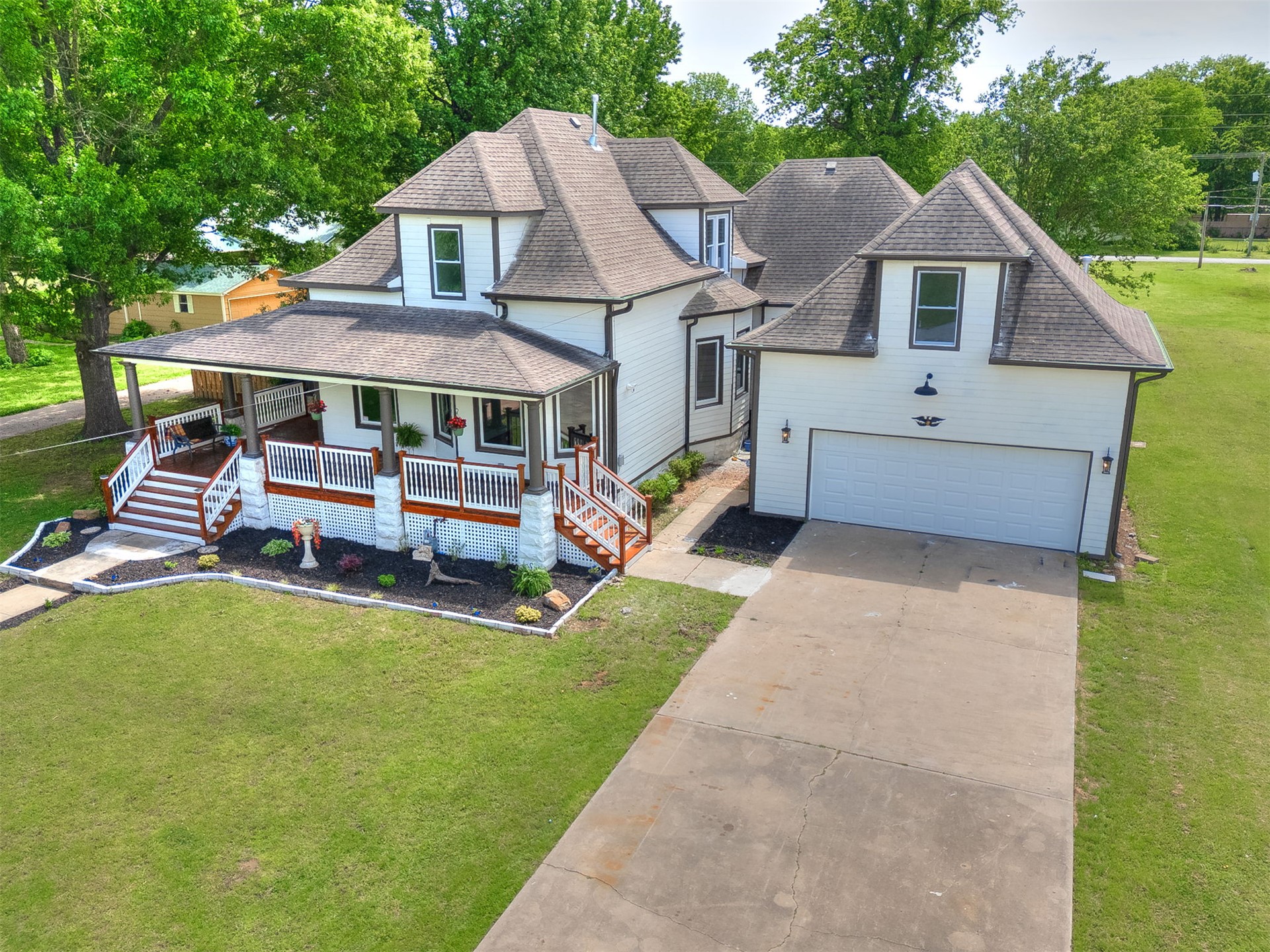 908 3rd Street Wagoner OK 74477