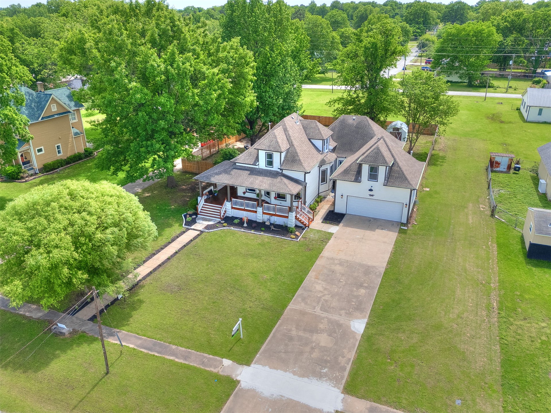 908 SE 3rd Street Wagoner OK 74477
