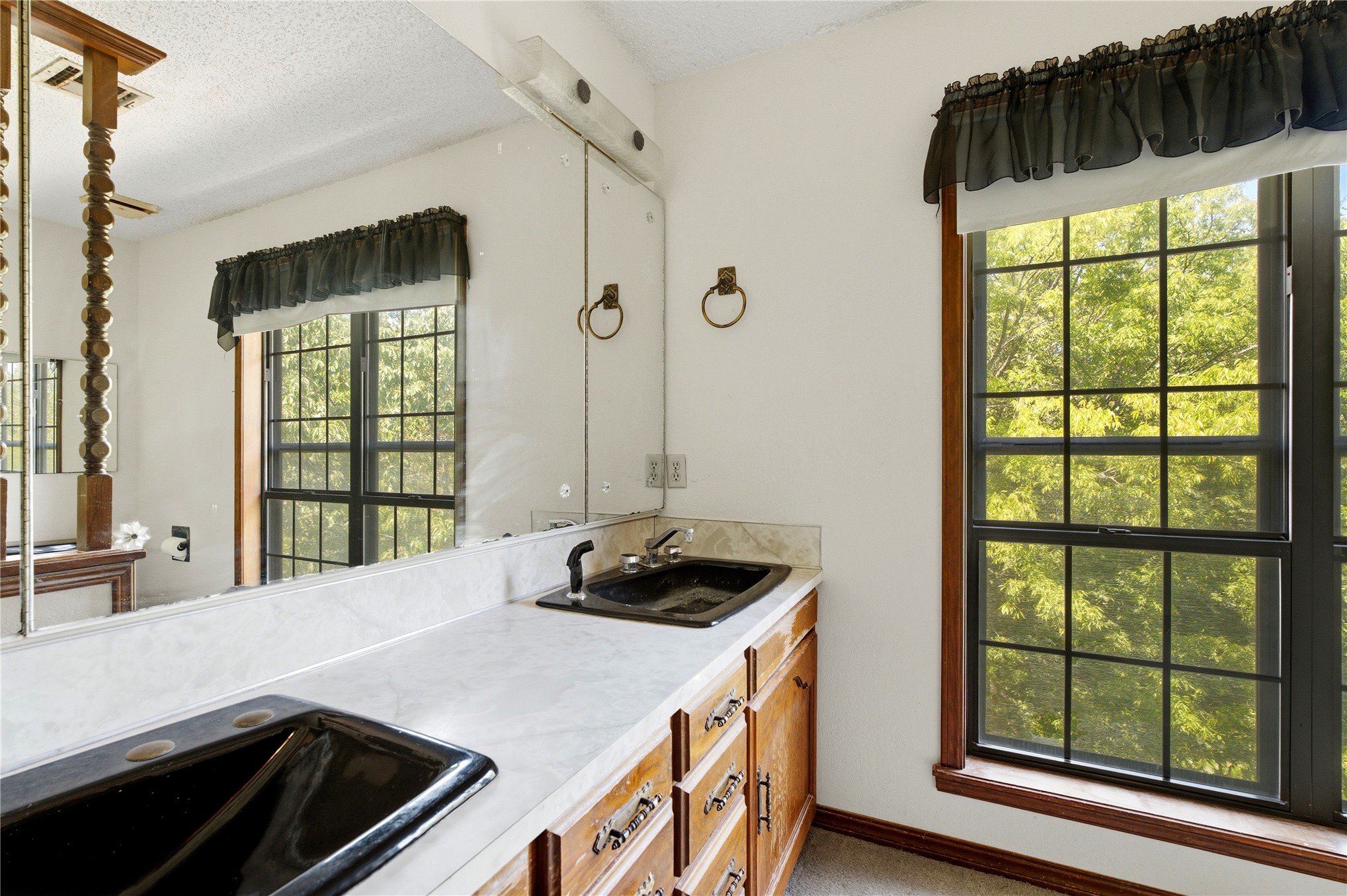 14523 W Mud Valley Road Tahlequah OK 74464