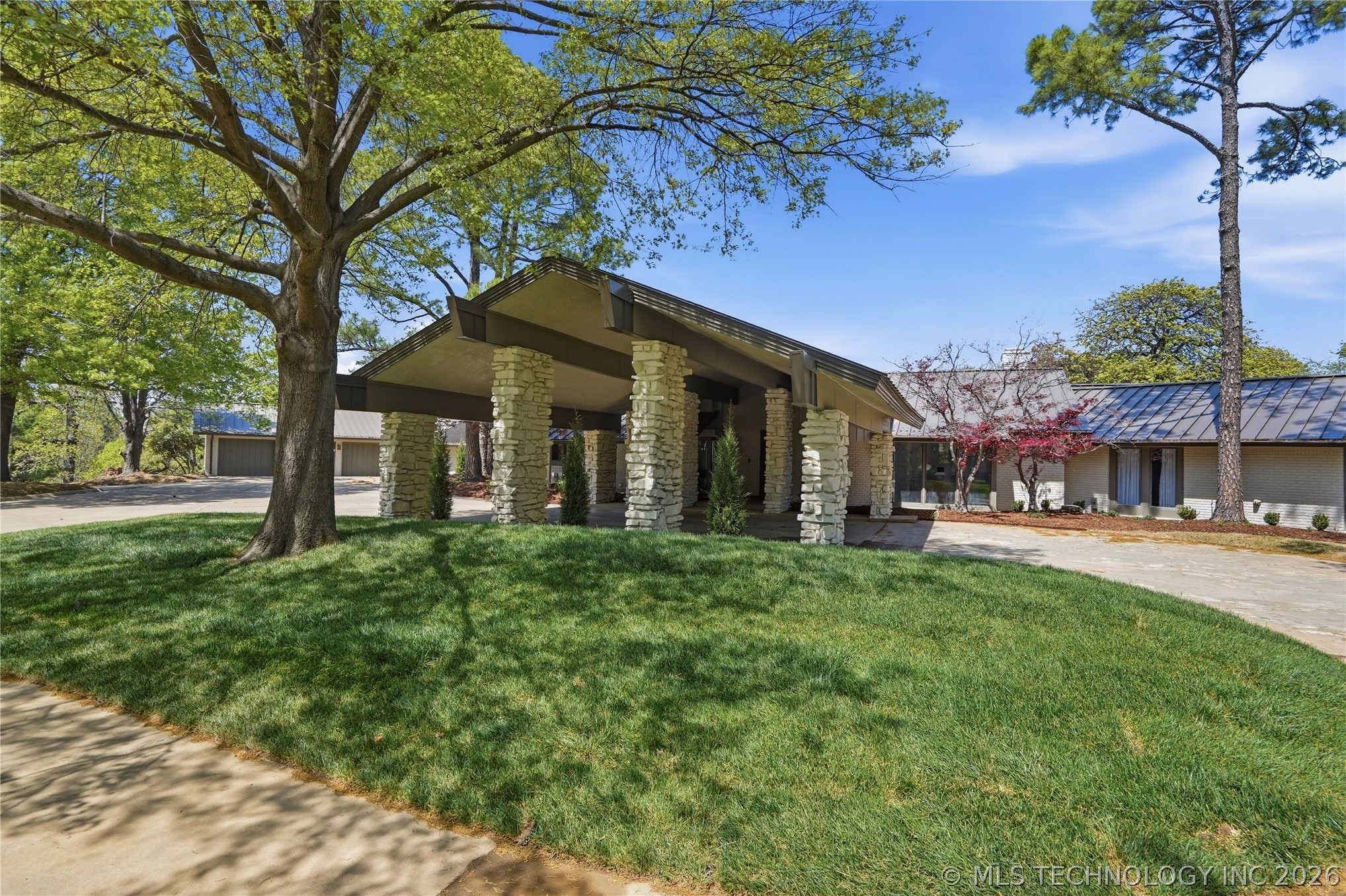 3215 E 65th Street Tulsa OK 74136