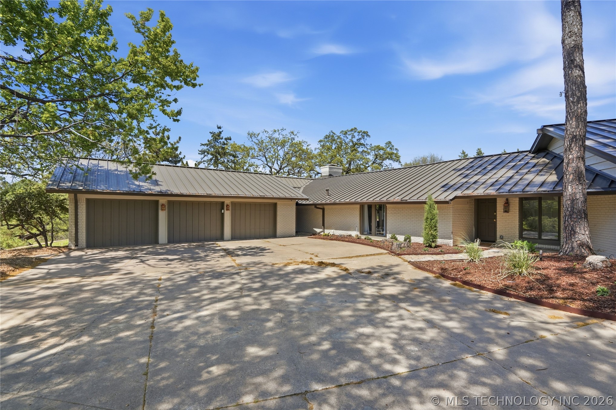 3215 E 65th Street Tulsa OK 74136