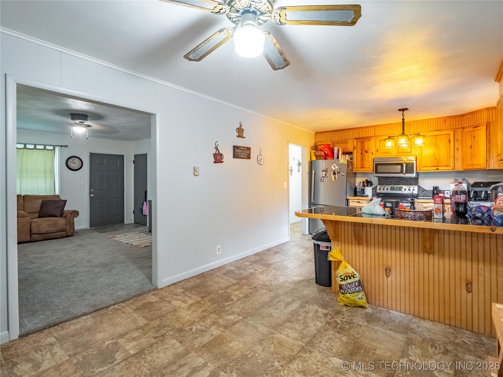 809 Carbon Avenue Hartshorne OK 74547