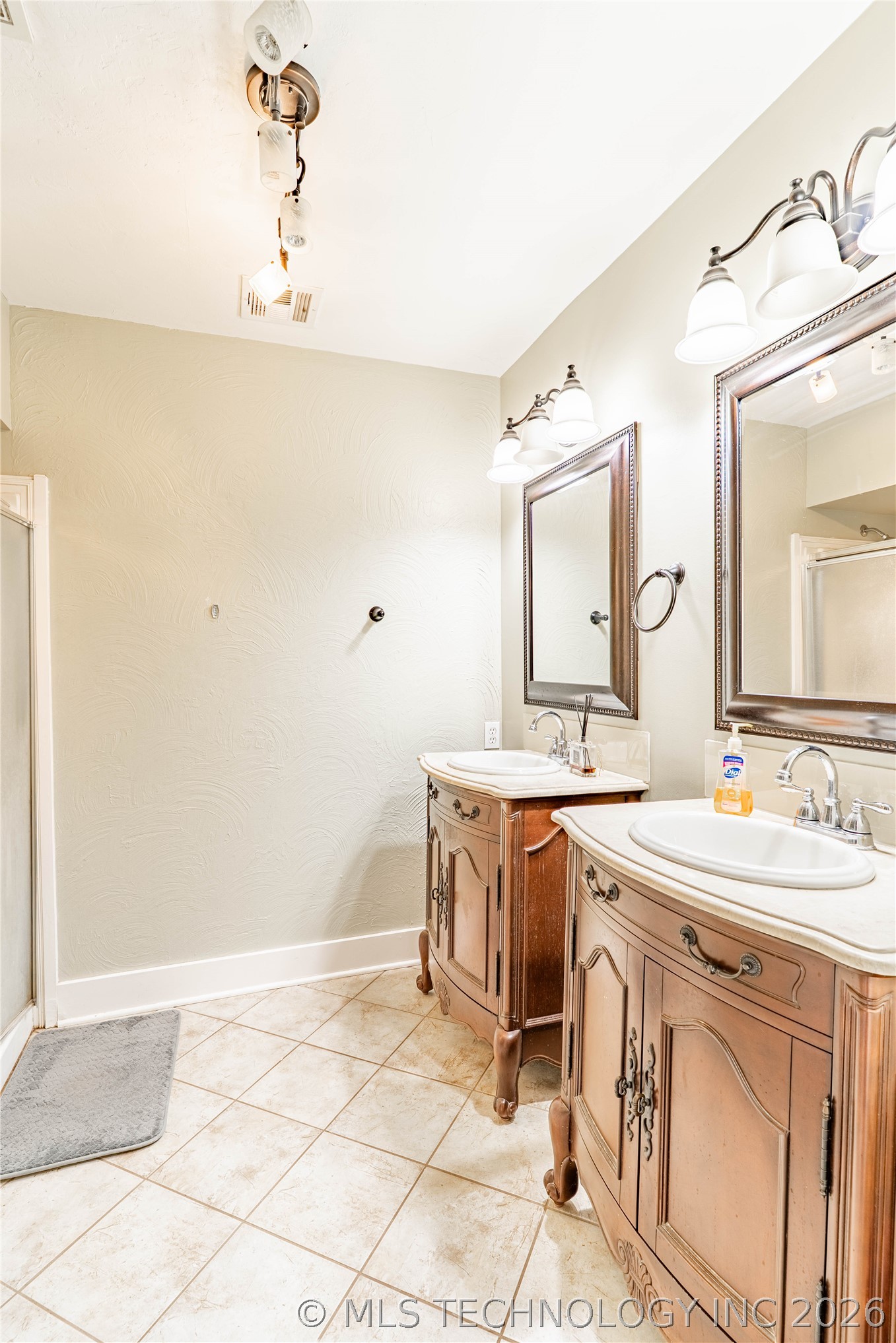 84 Weatherwood Way Bristow OK 74010