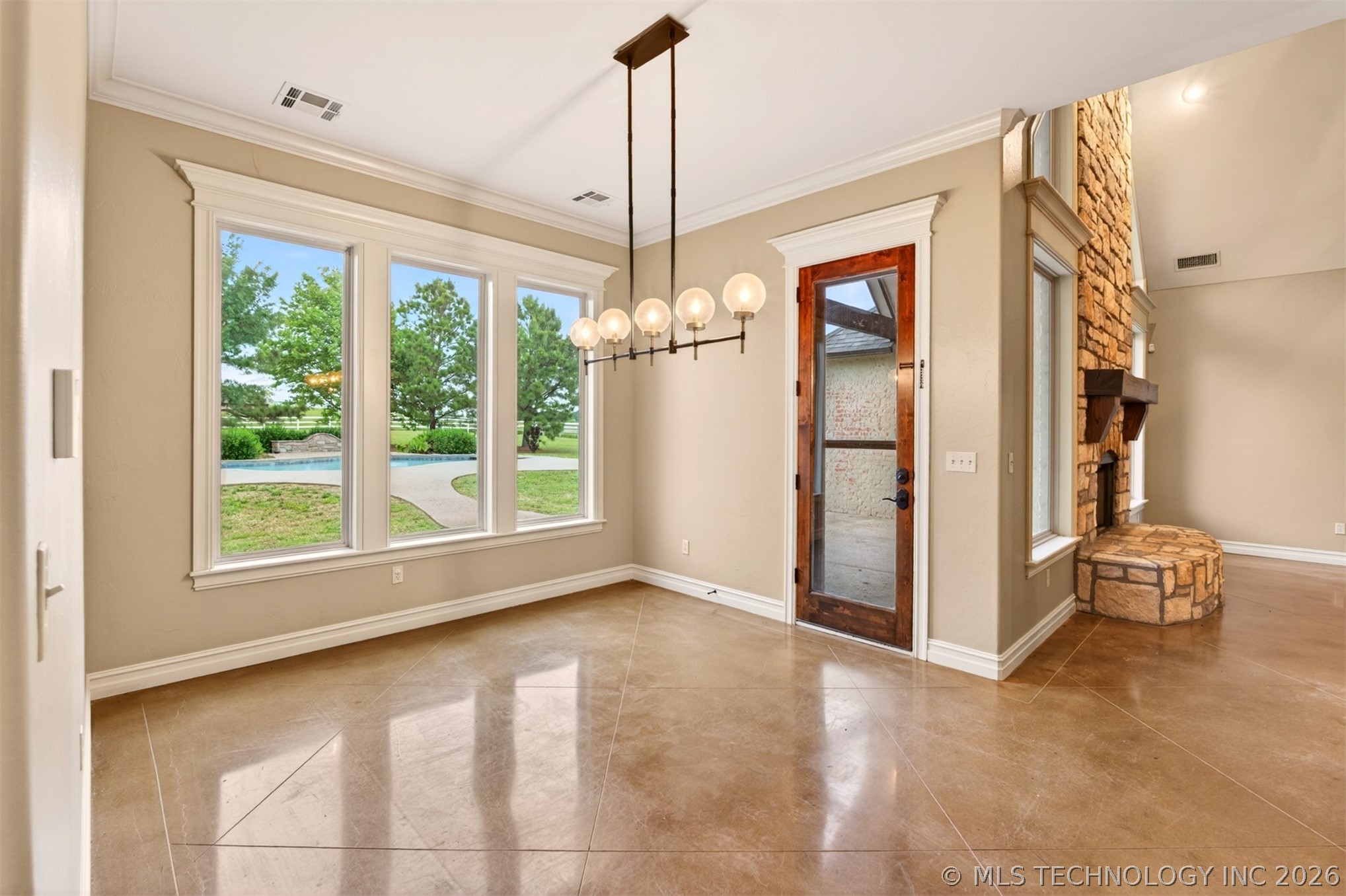 891 E 181st Street Mounds OK 74047