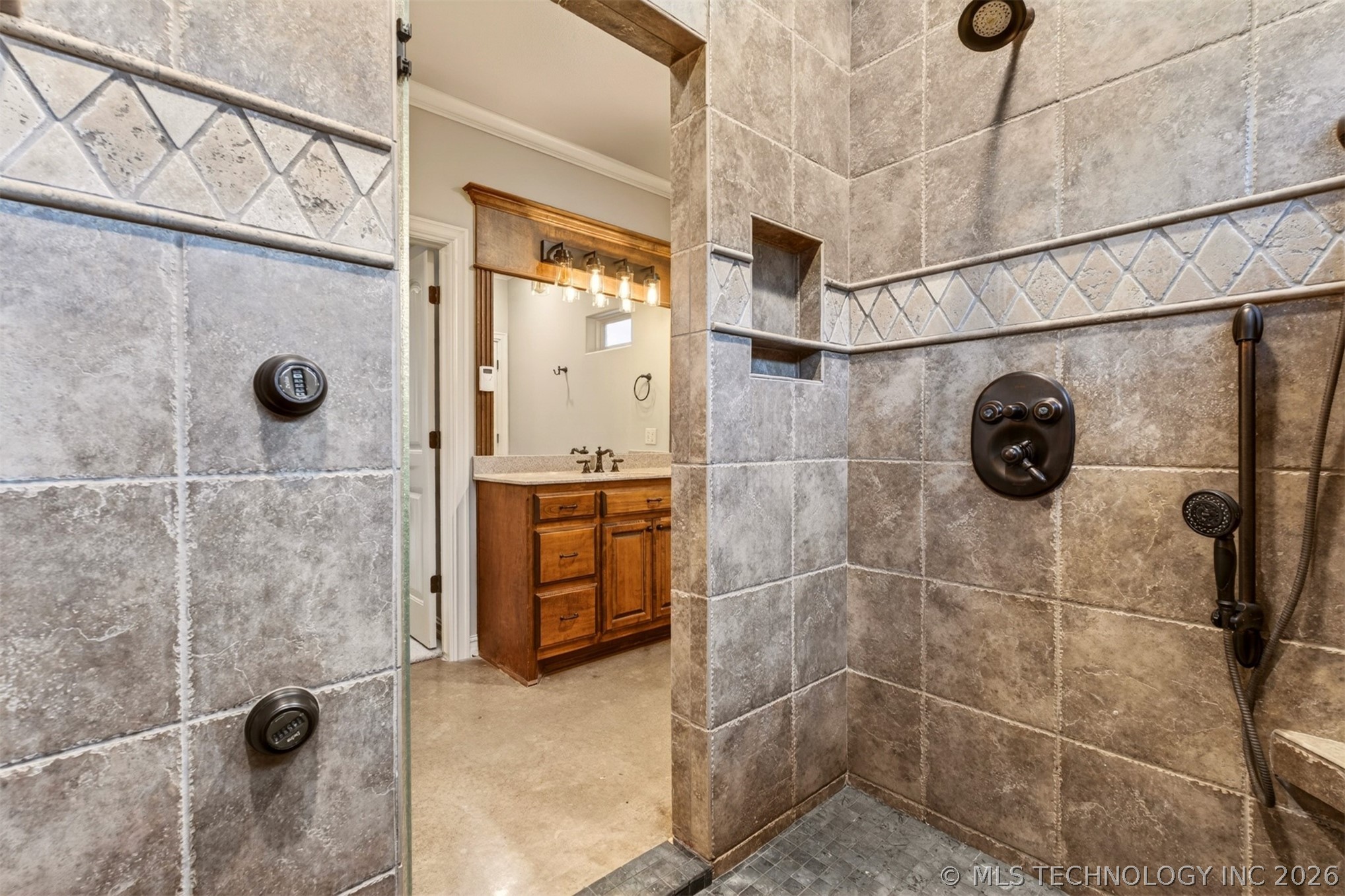 891 E 181st Street Mounds OK 74047
