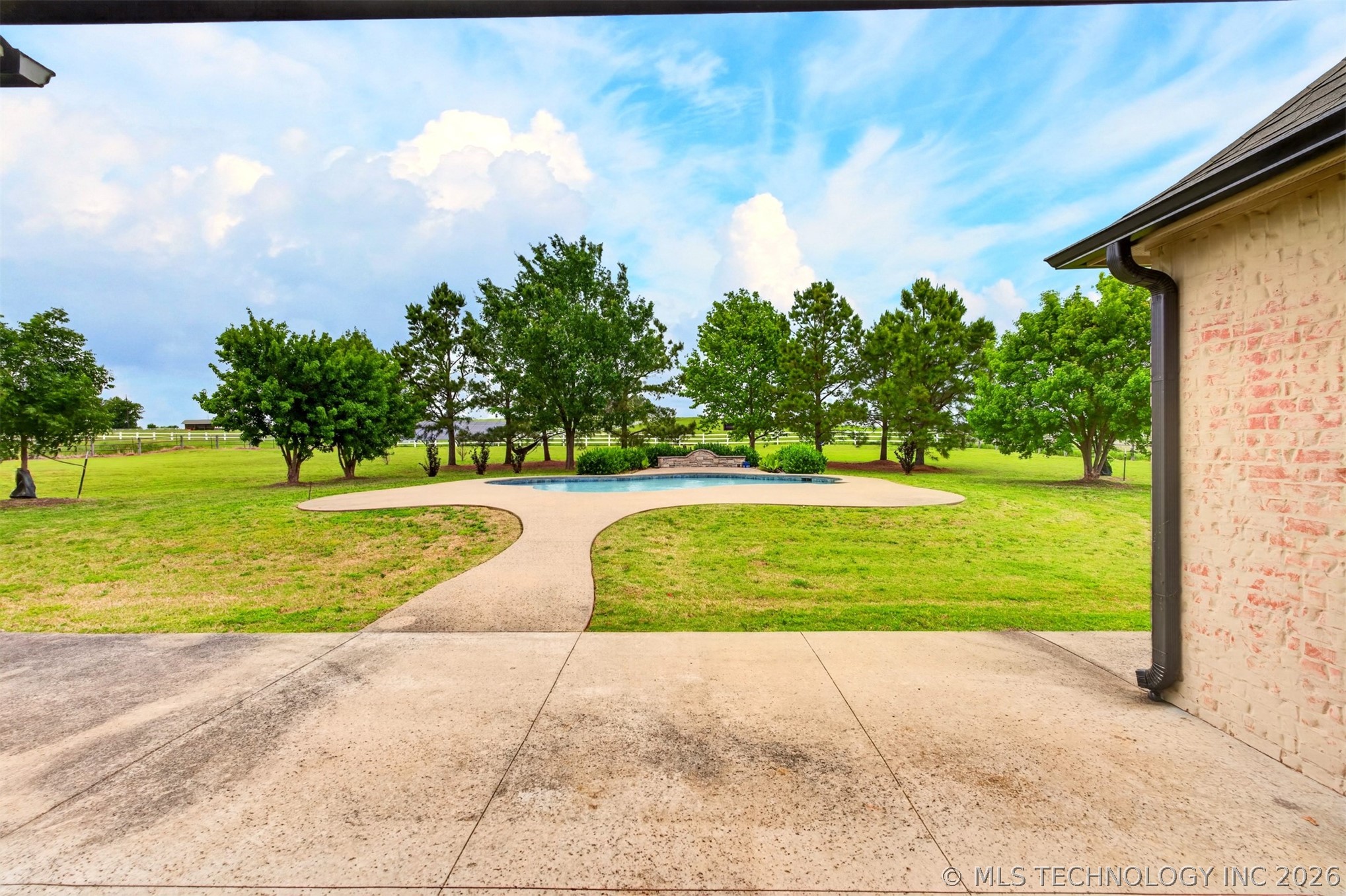 891 E 181st Street Mounds OK 74047