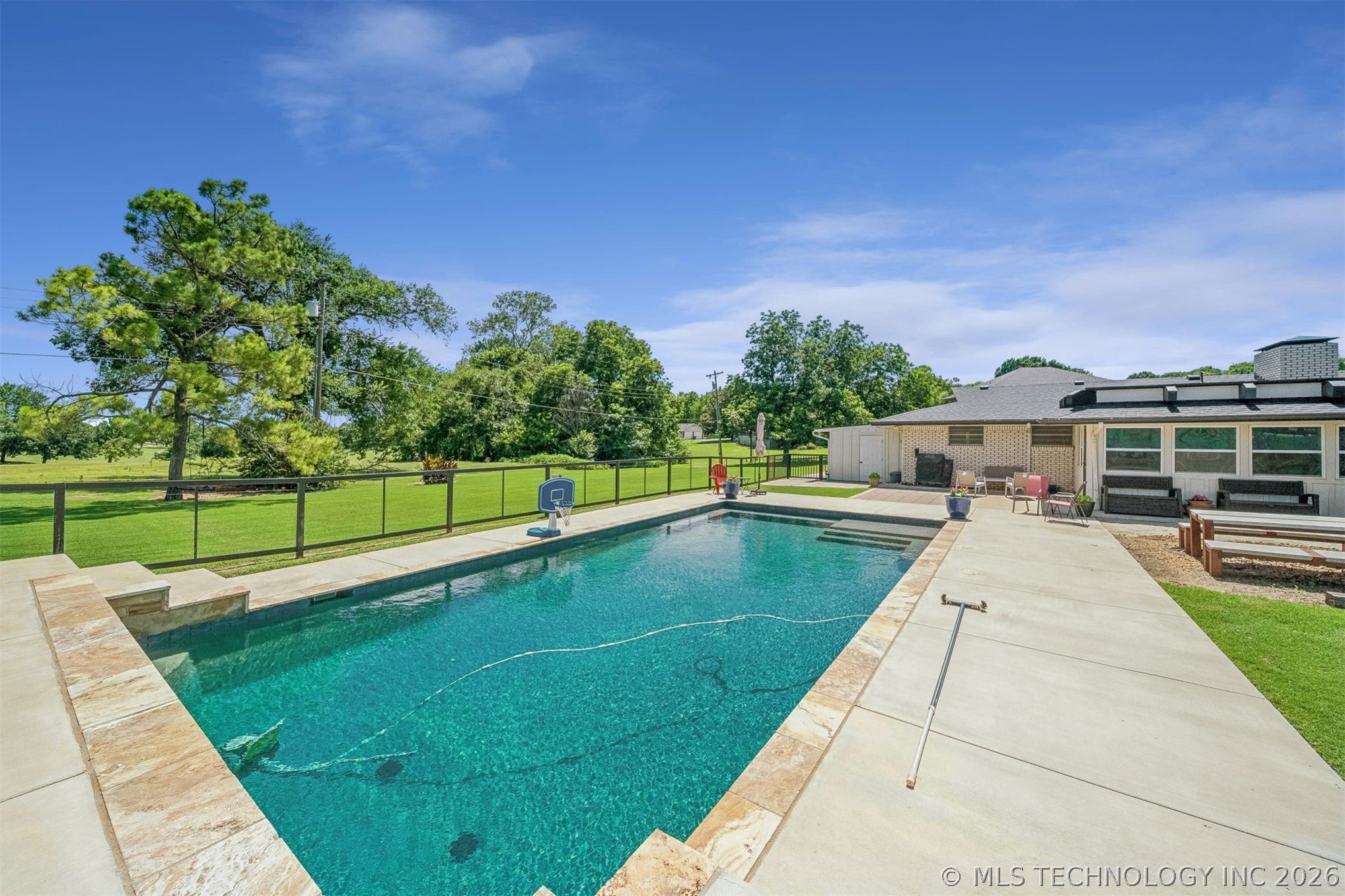 1621 Sunrise Lane Ada OK 74820