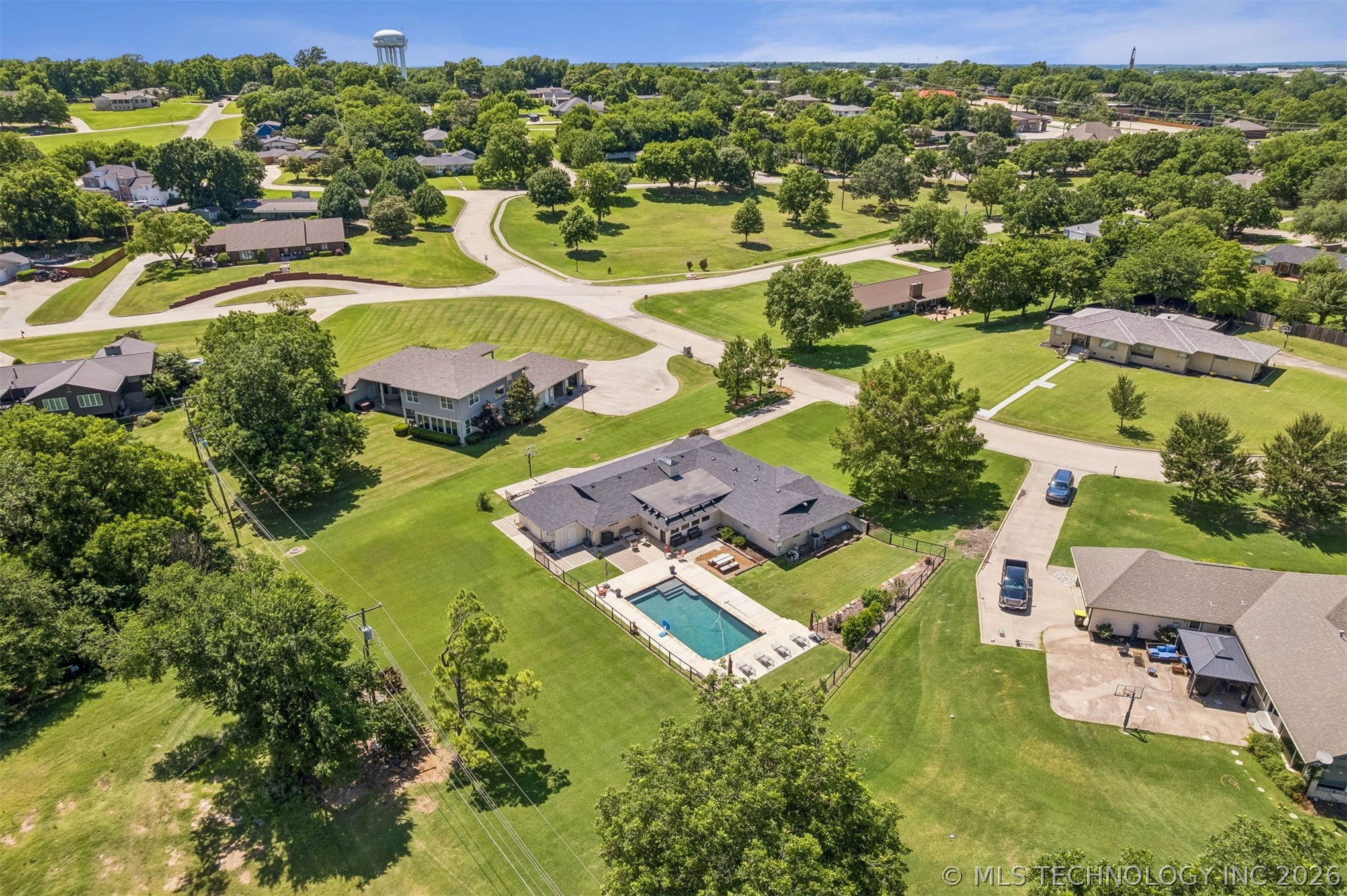 1621 Sunrise Lane Ada OK 74820