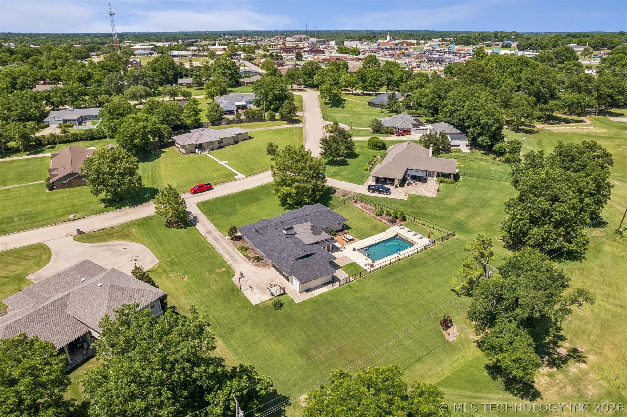 1621 Sunrise Lane Ada OK 74820