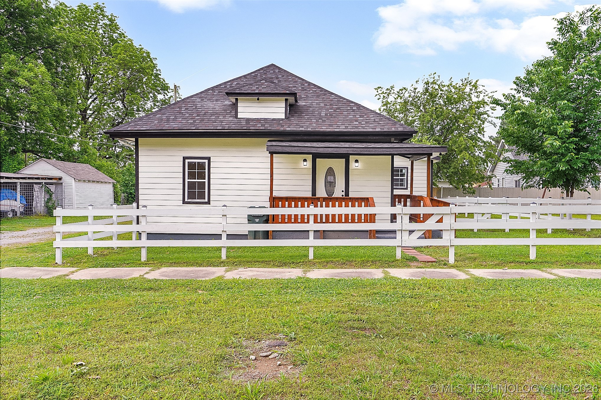 1207 E Broadway Street Muskogee OK 74403