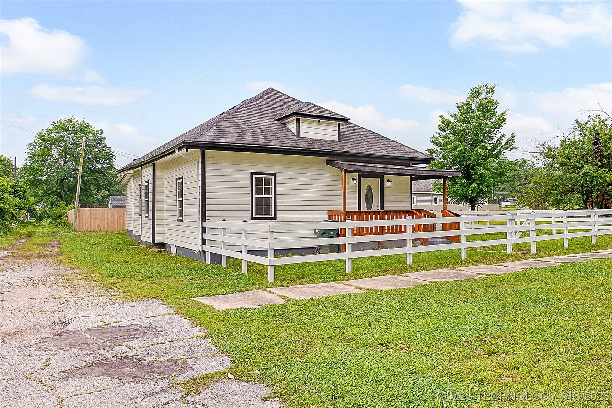 1207 E Broadway Street Muskogee OK 74403
