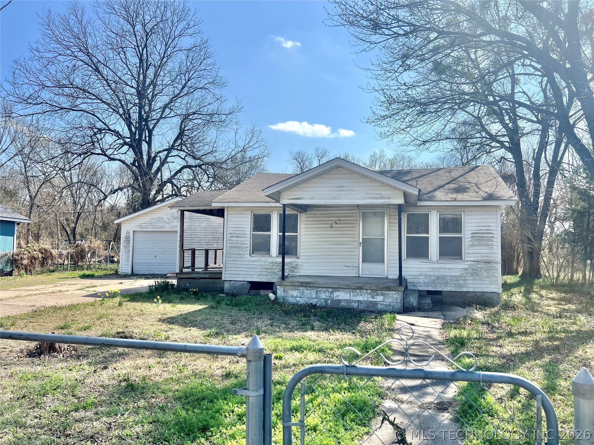 931 W 14th Ada OK 74820