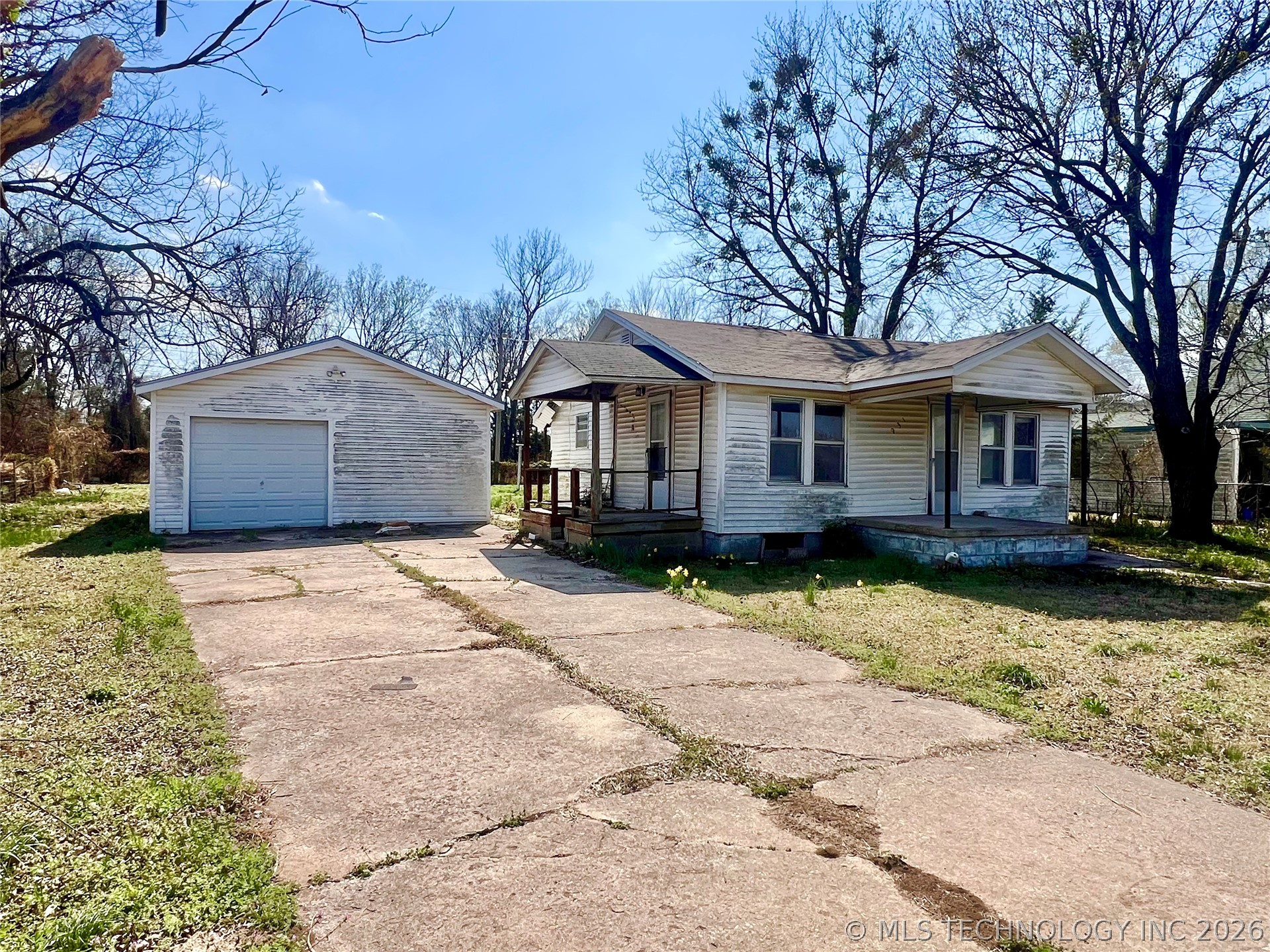 931 W 14th Ada OK 74820