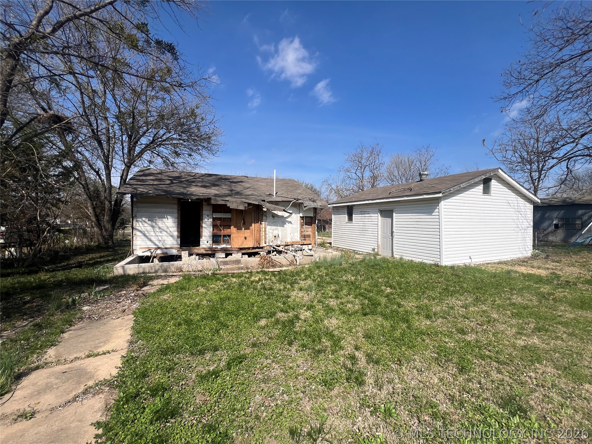 931 W 14th Ada OK 74820