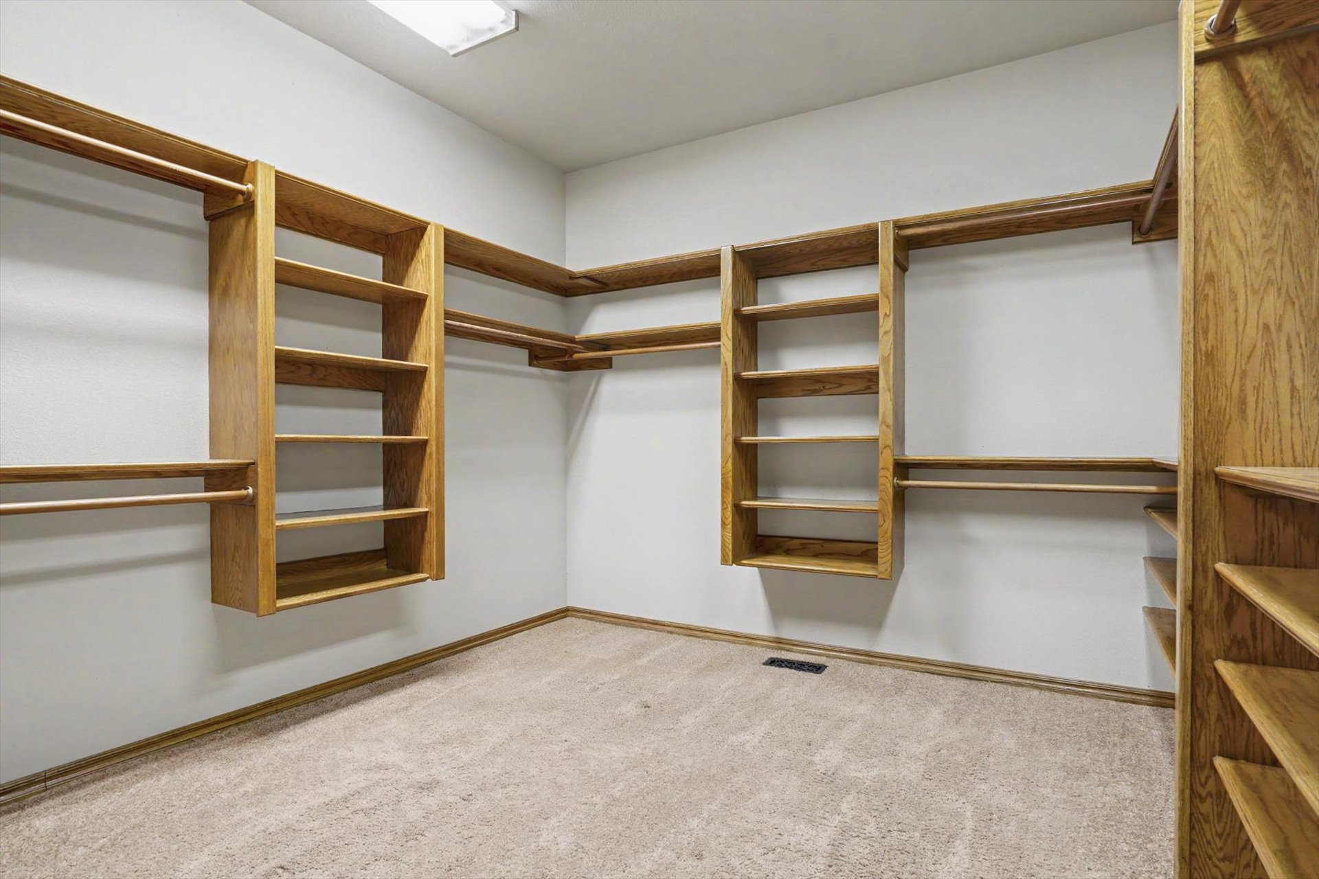 6100 W Phoenix Court Broken Arrow OK 74011