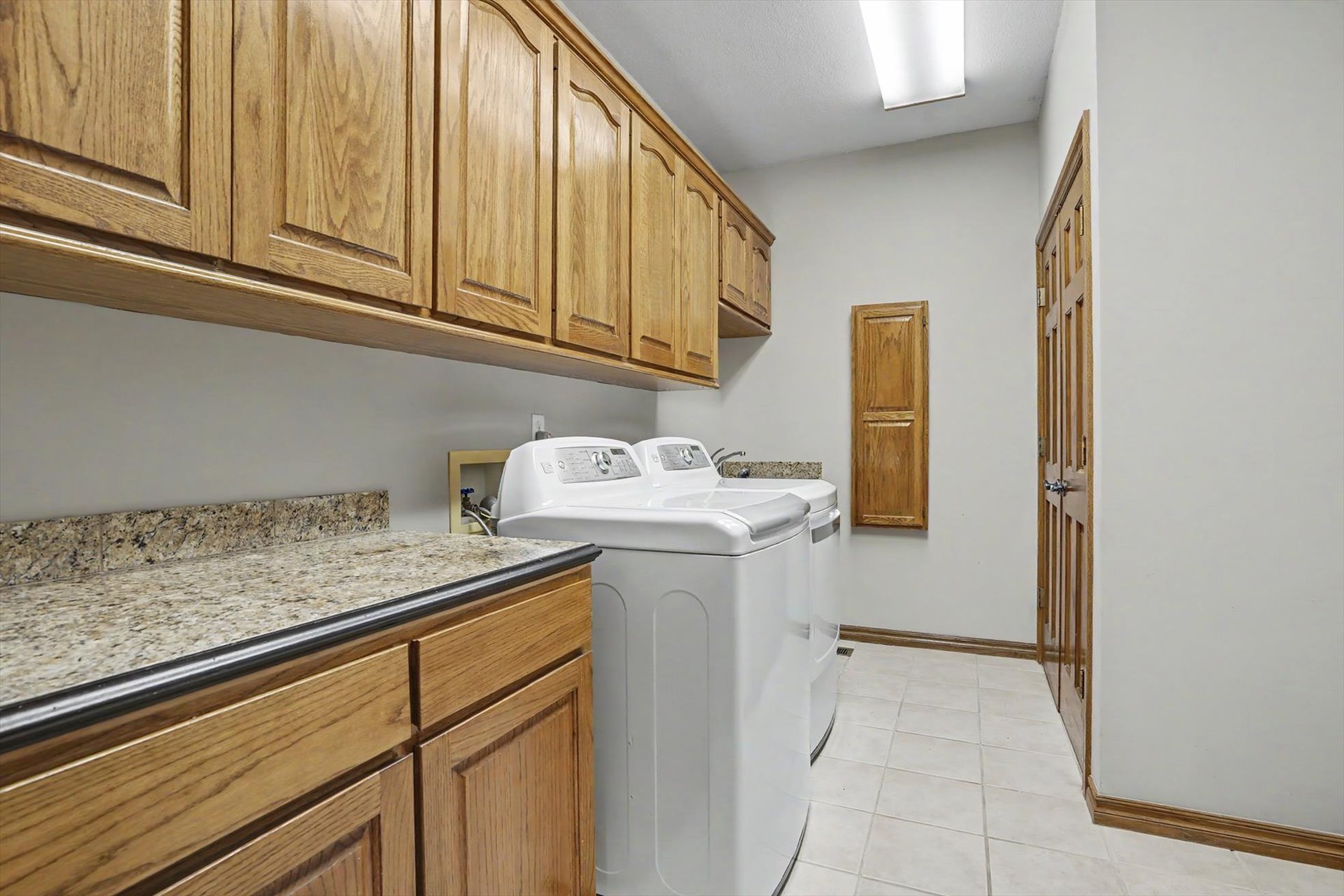 6100 W Phoenix Court Broken Arrow OK 74011
