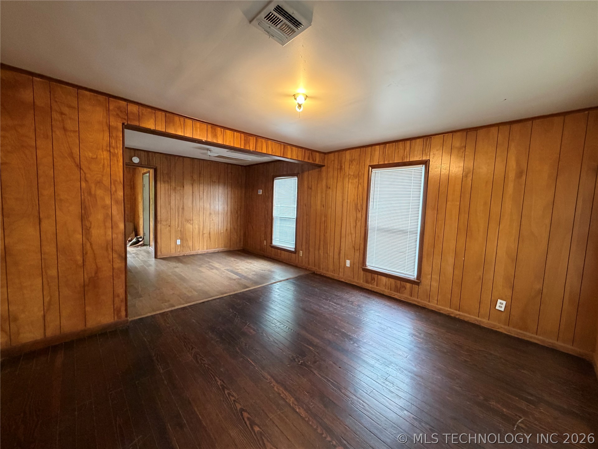 1009 E Thompson Avenue Sapulpa OK 74066