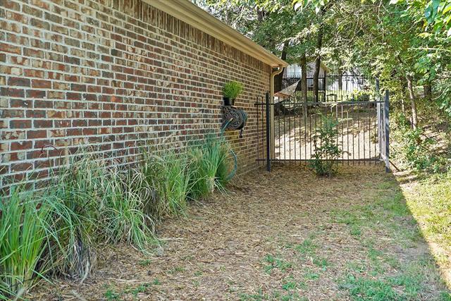26327 E 112th Court S Coweta OK 74429