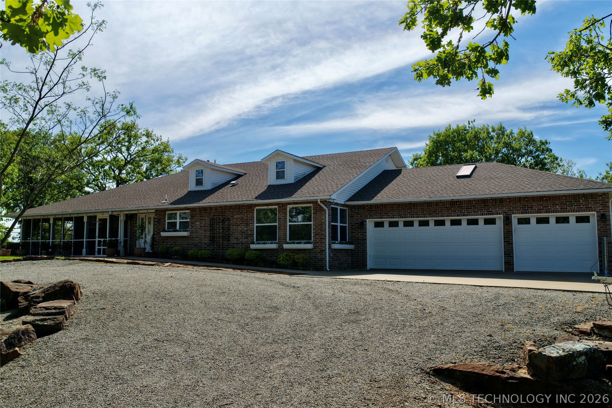 324 Falcon Lane Eufaula OK 74432