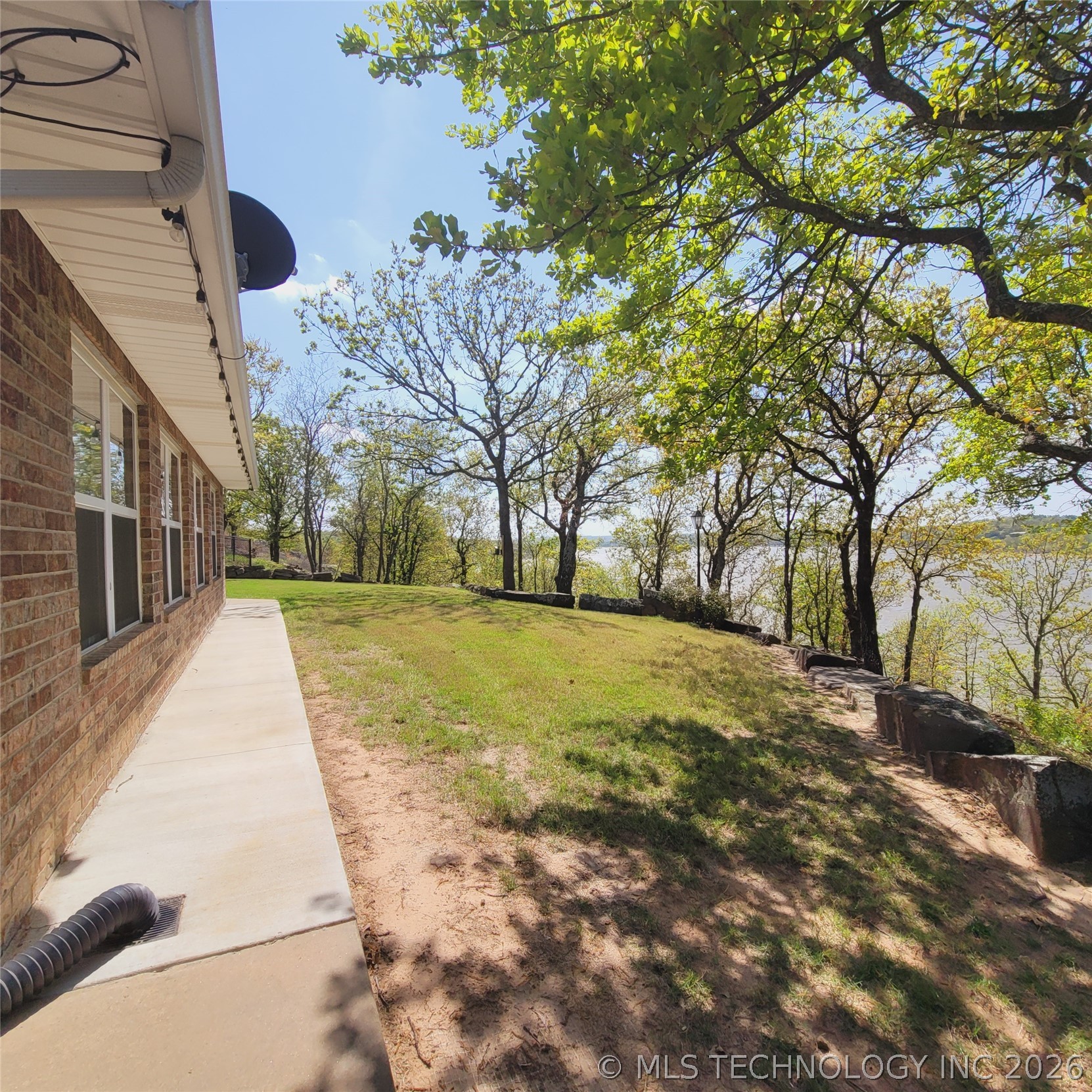 324 Falcon Lane Eufaula OK 74432