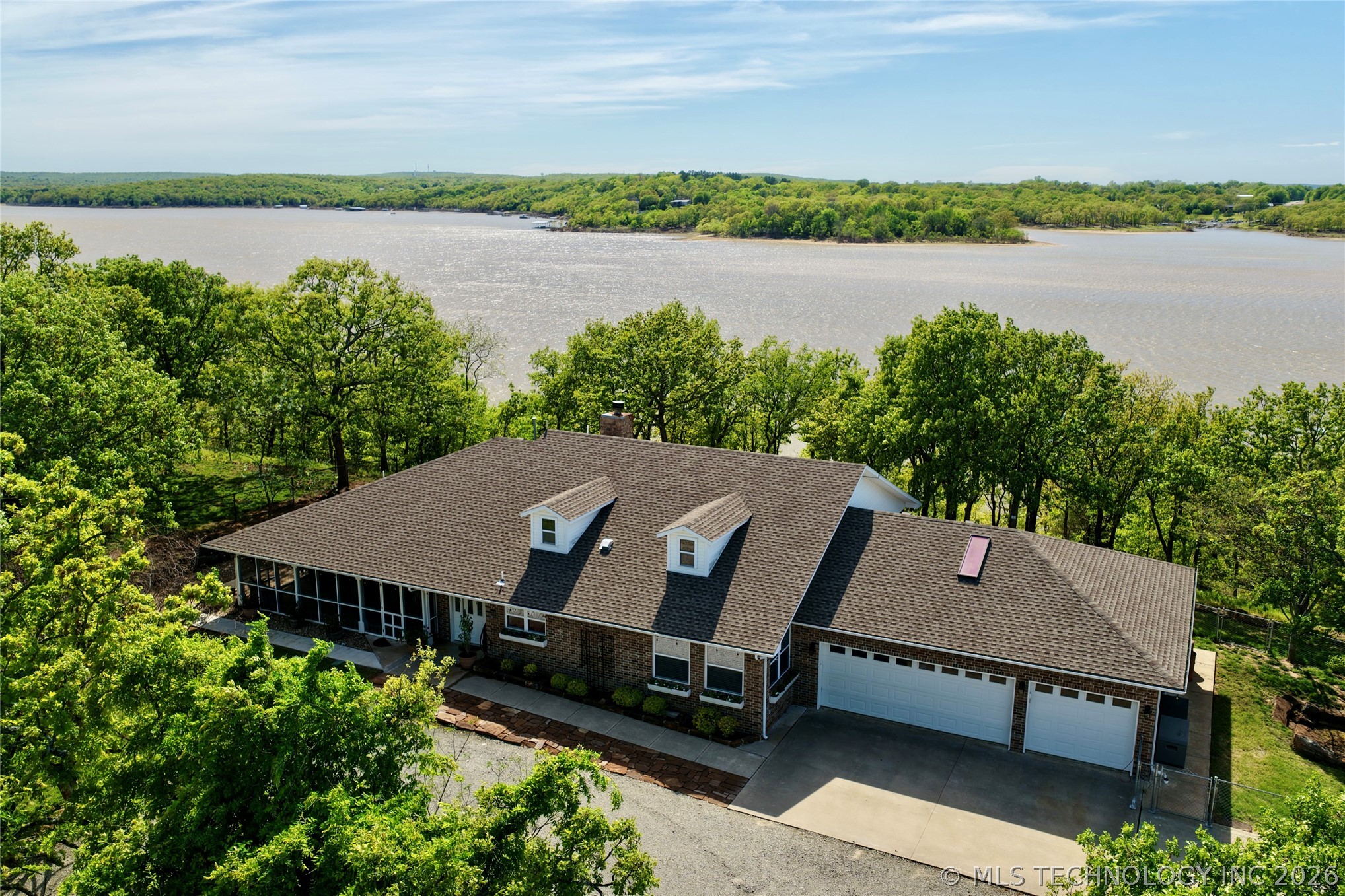 324 Falcon Lane Eufaula OK 74432