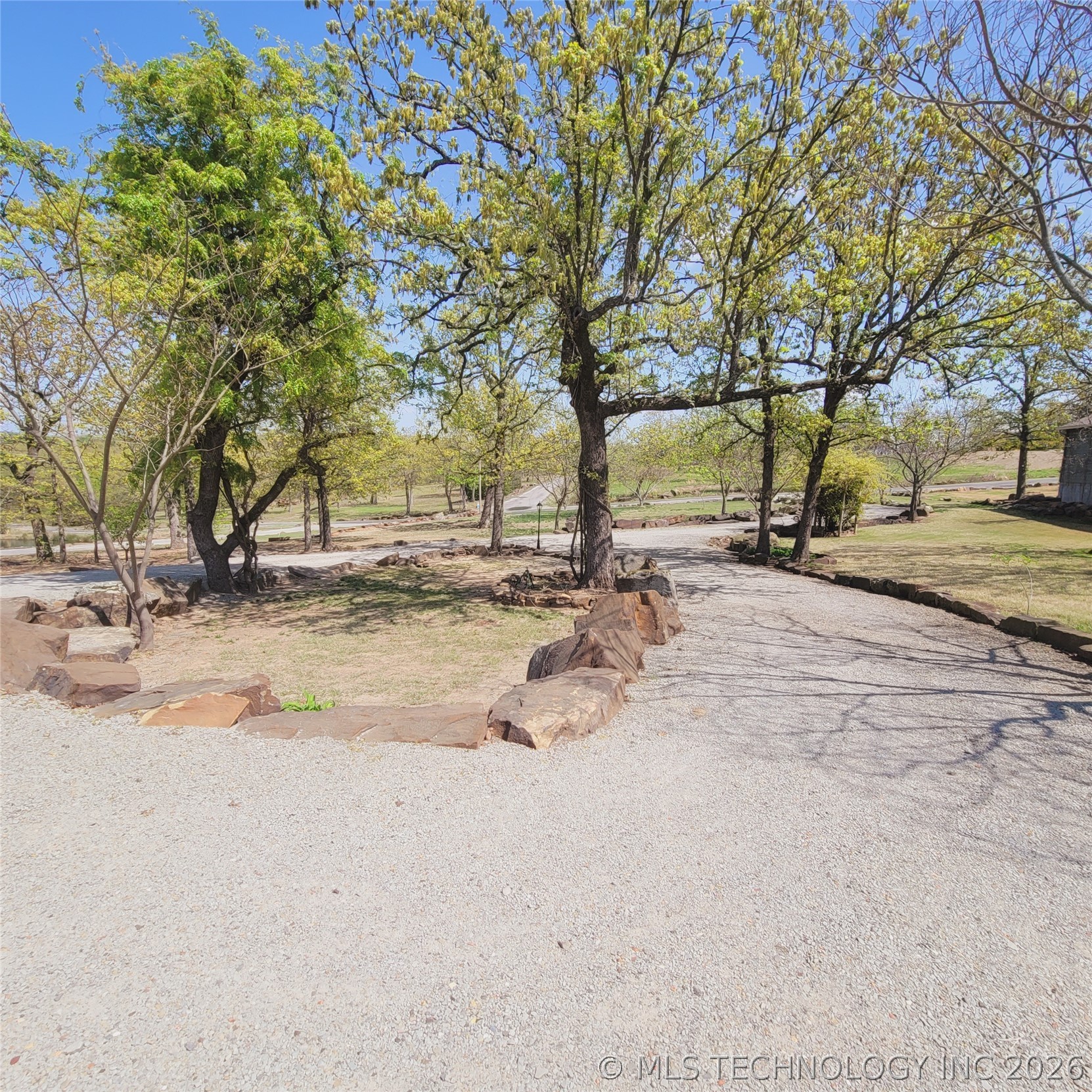324 Falcon Lane Eufaula OK 74432